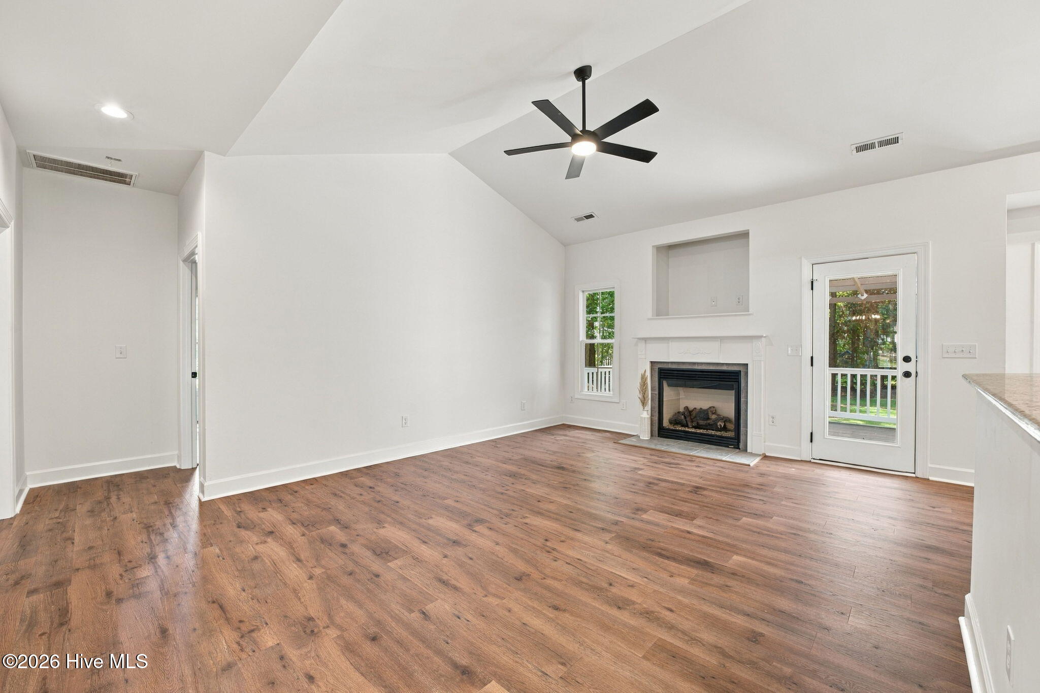 221 Goose Creek Road Property Photo 18