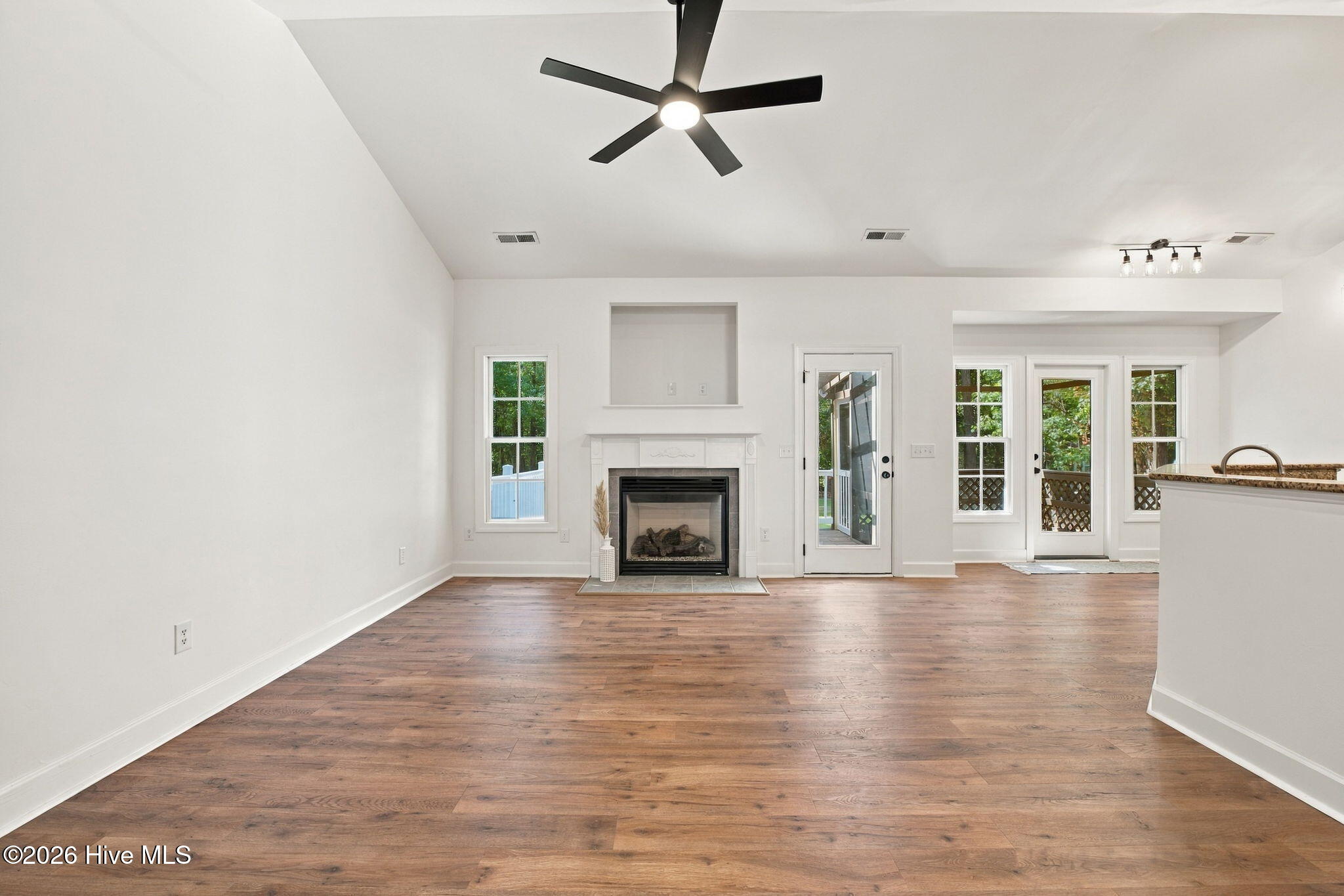 221 Goose Creek Road Property Photo 19