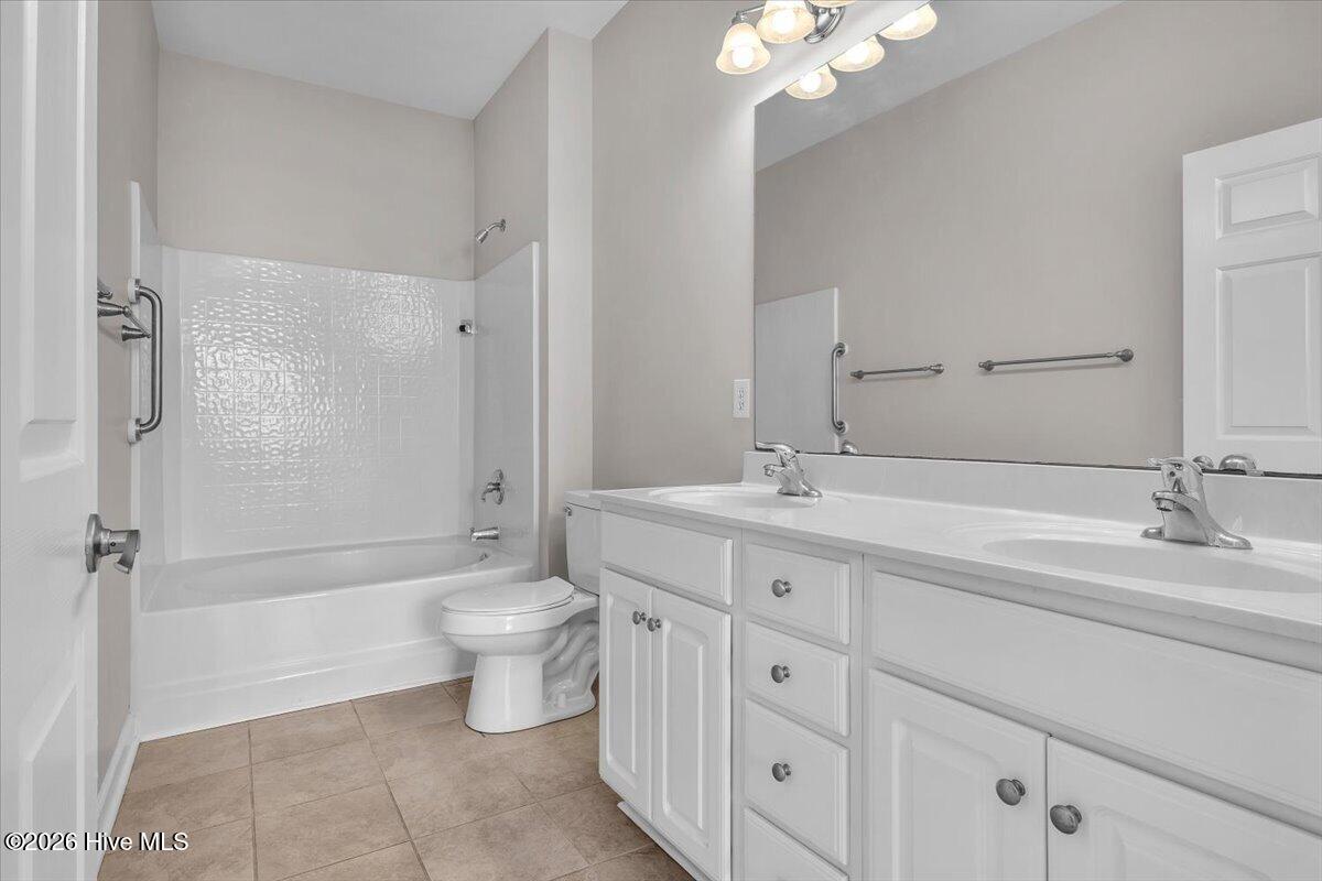 5006 Carleton Drive Unit 121 Property Photo 20