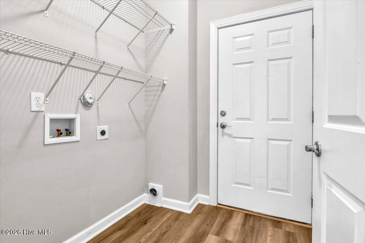 5006 Carleton Drive Unit 121 Property Photo 27