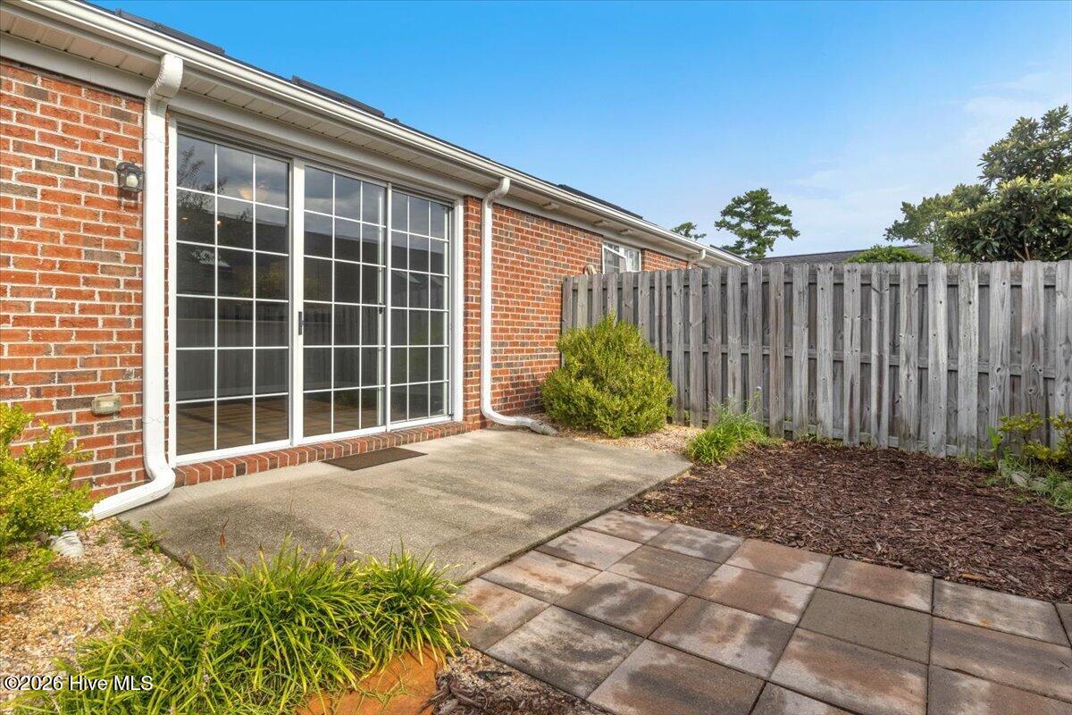 5006 Carleton Drive Unit 121 Property Photo 29