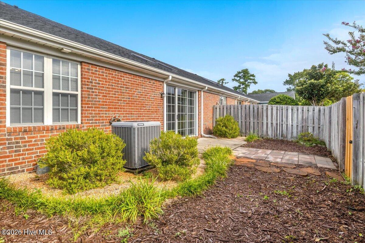 5006 Carleton Drive Unit 121 Property Photo 32
