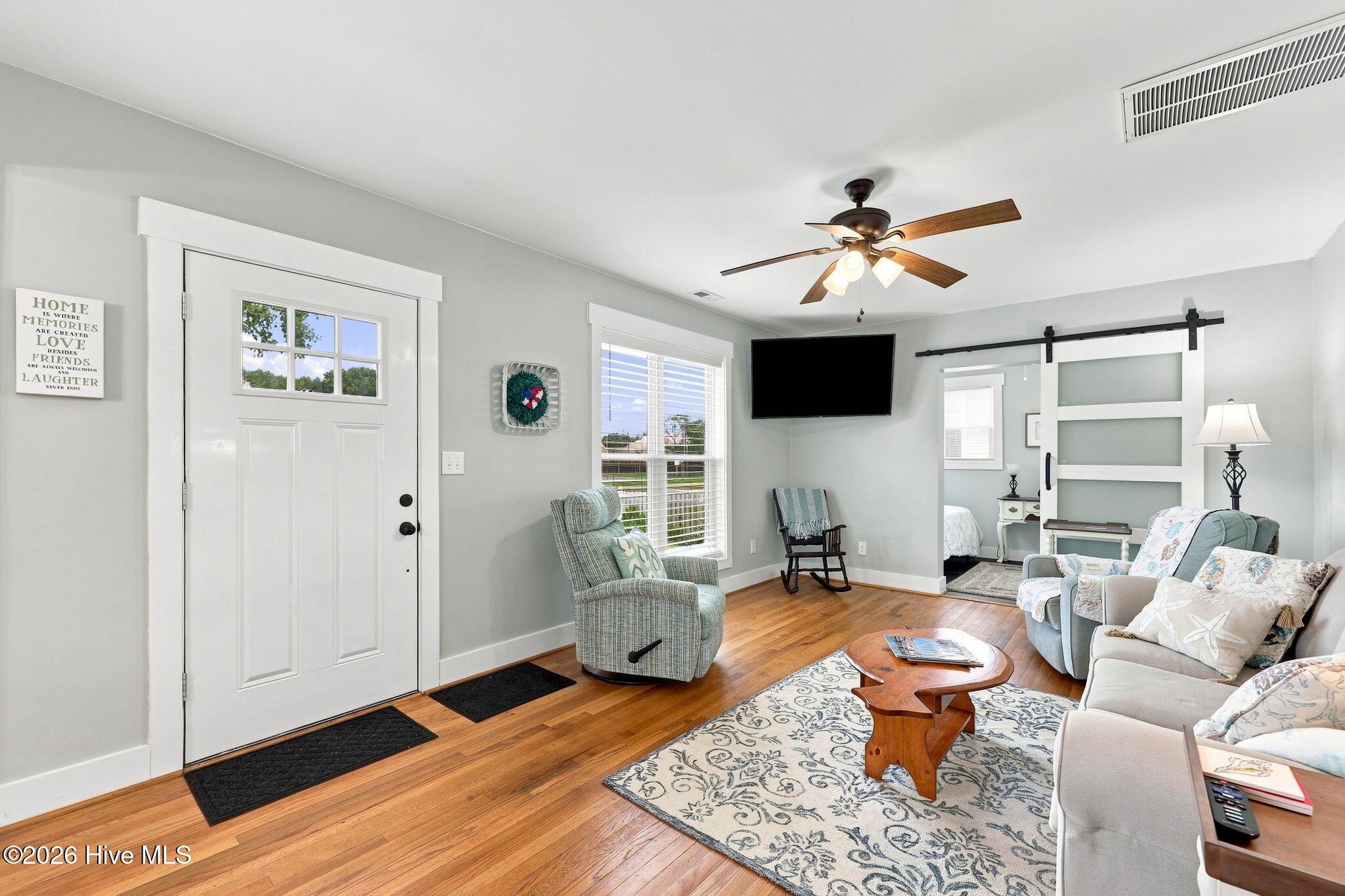 1509 Shepard Street Property Photo 5