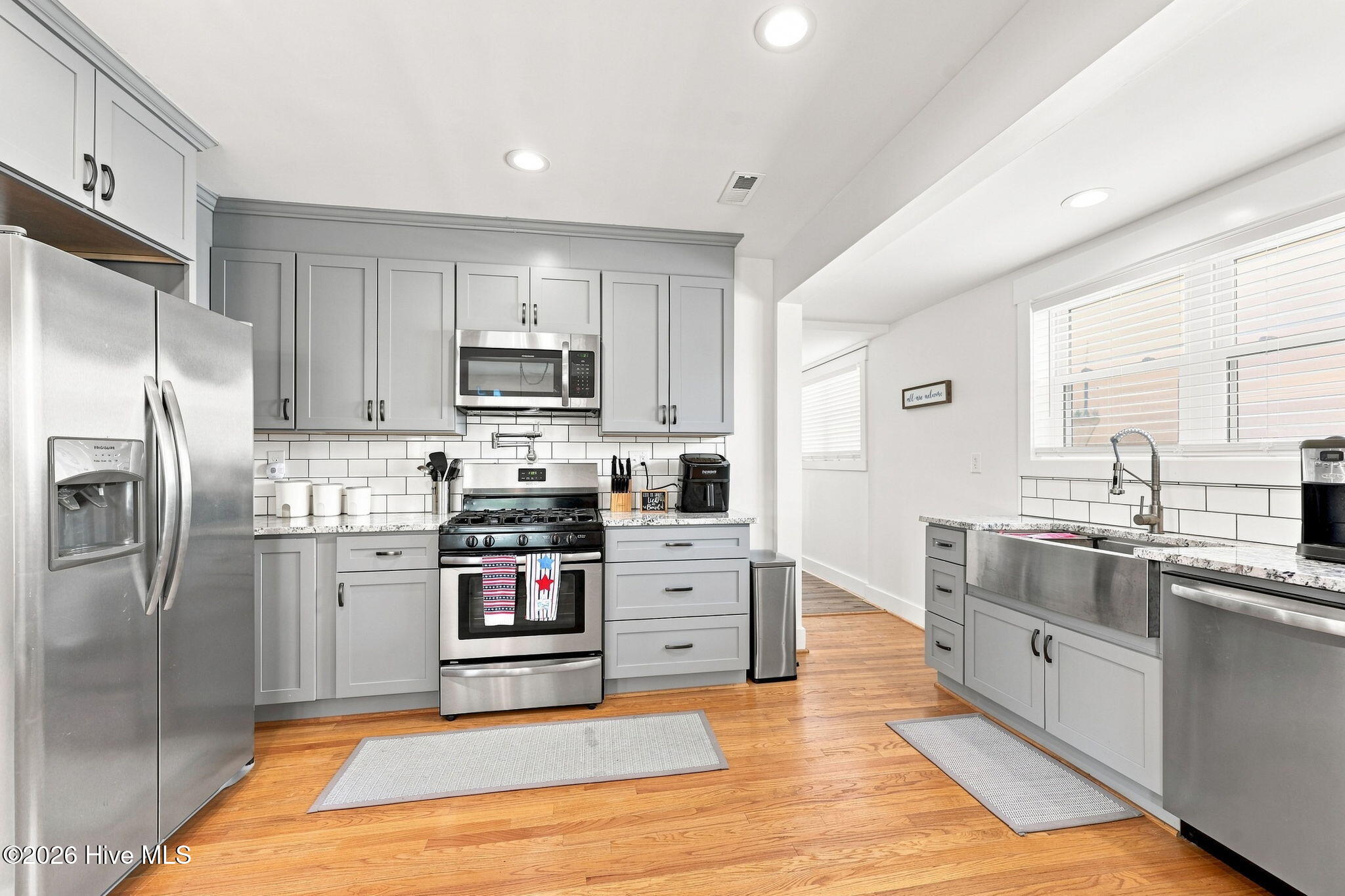 1509 Shepard Street Property Photo 7