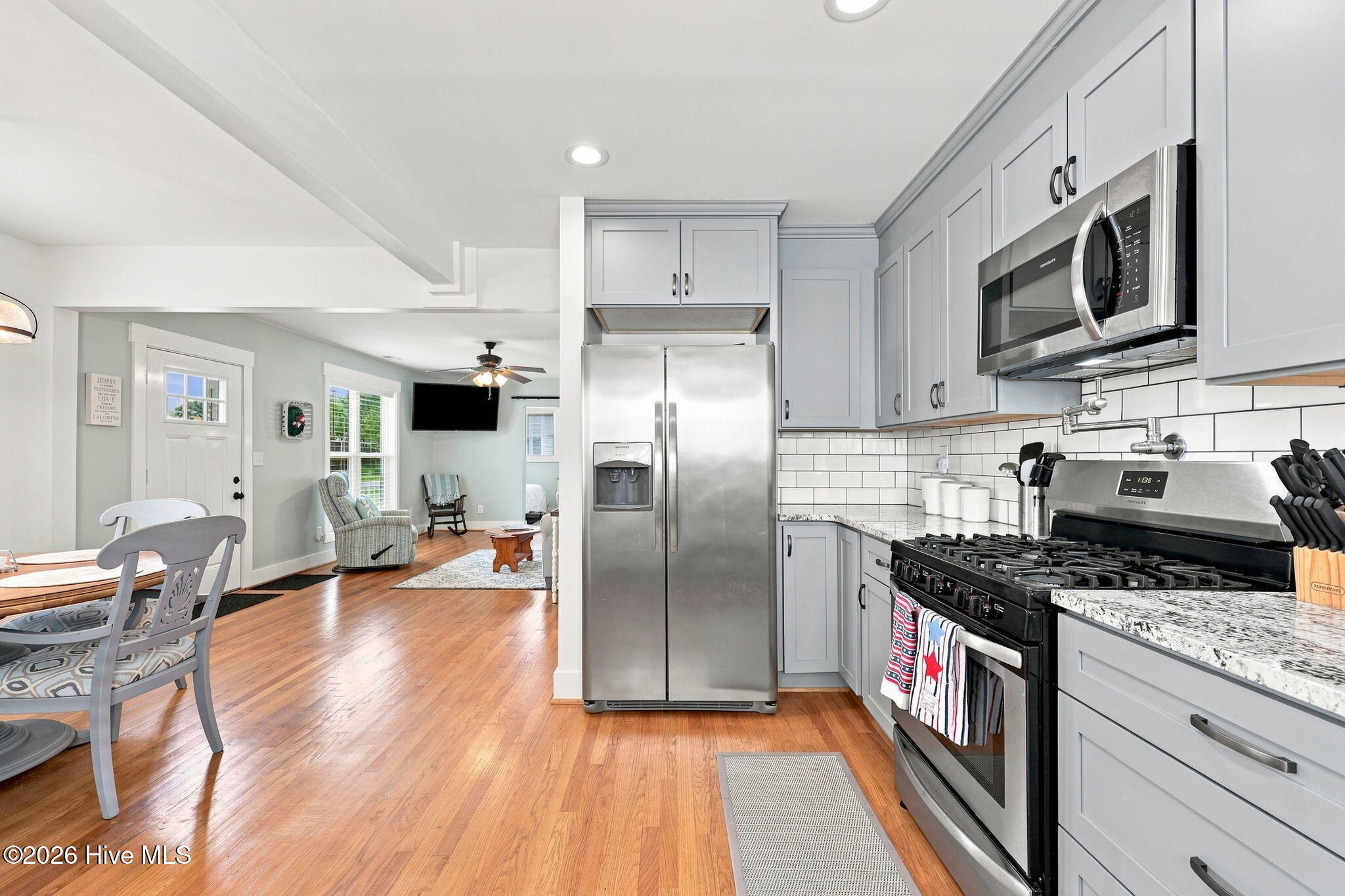 1509 Shepard Street Property Photo 9