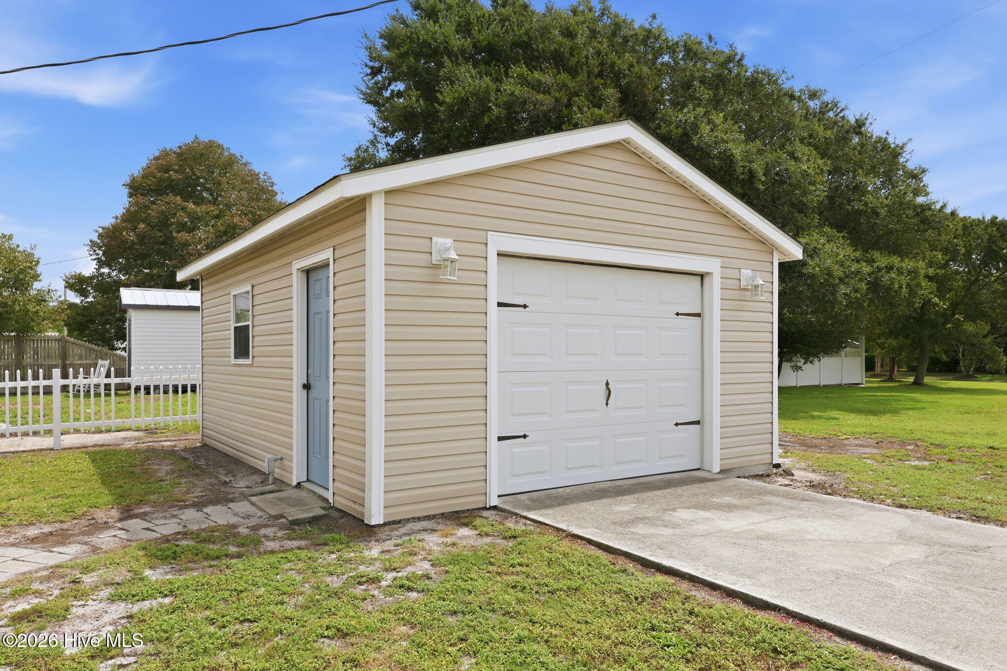 1509 Shepard Street Property Photo 28