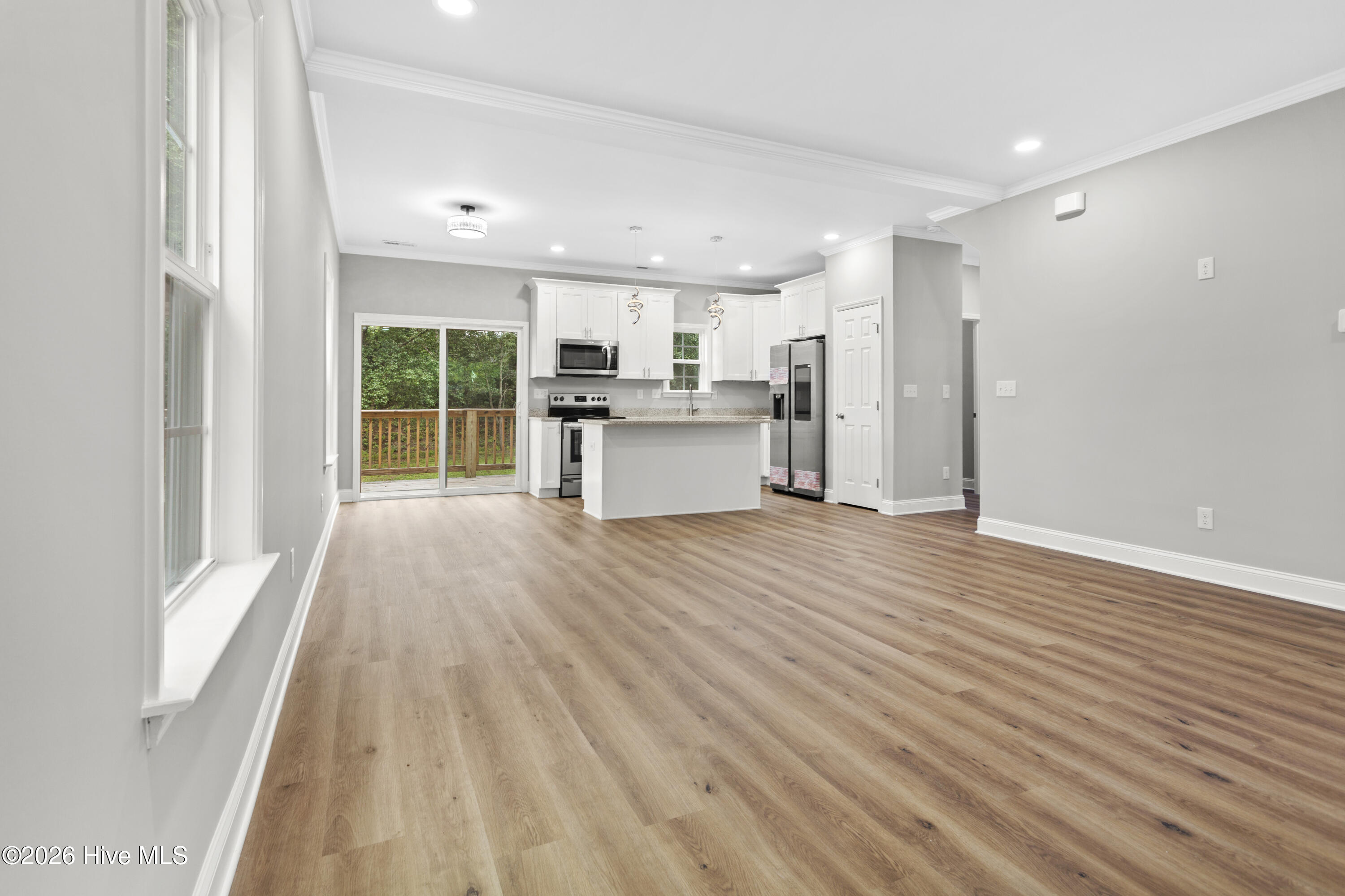 1026 Richmond Road Property Photo 10
