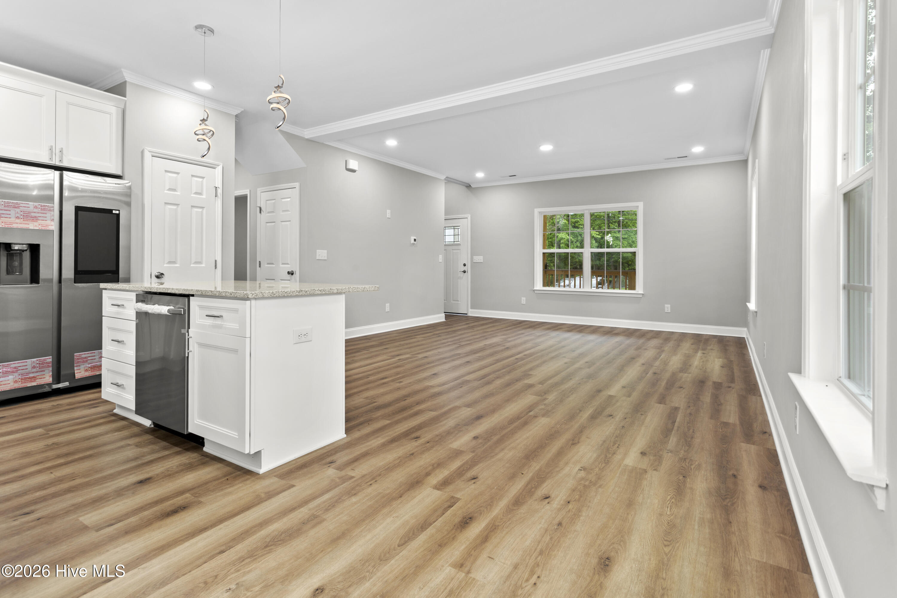 1026 Richmond Road Property Photo 11