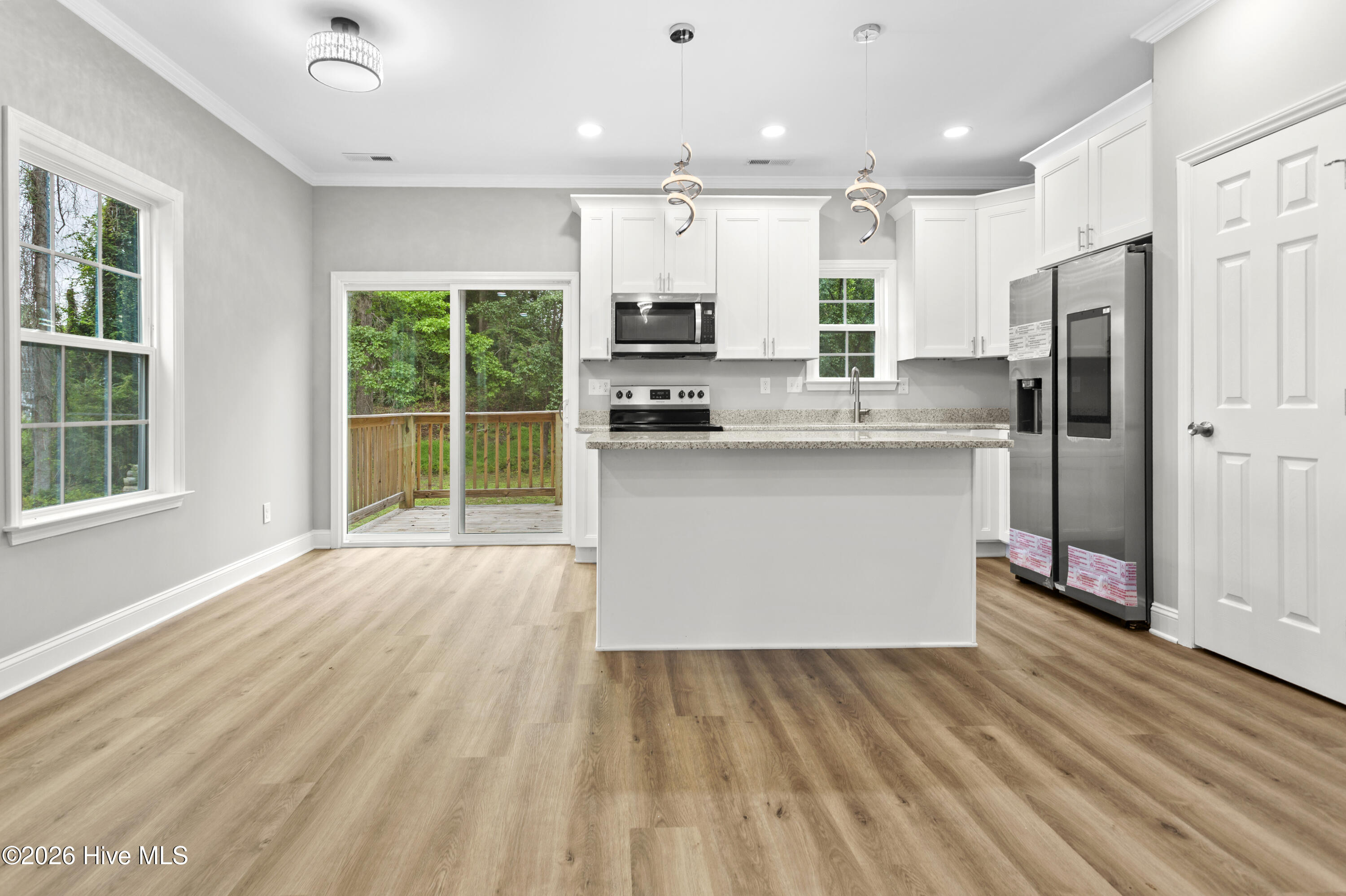 1026 Richmond Road Property Photo 14