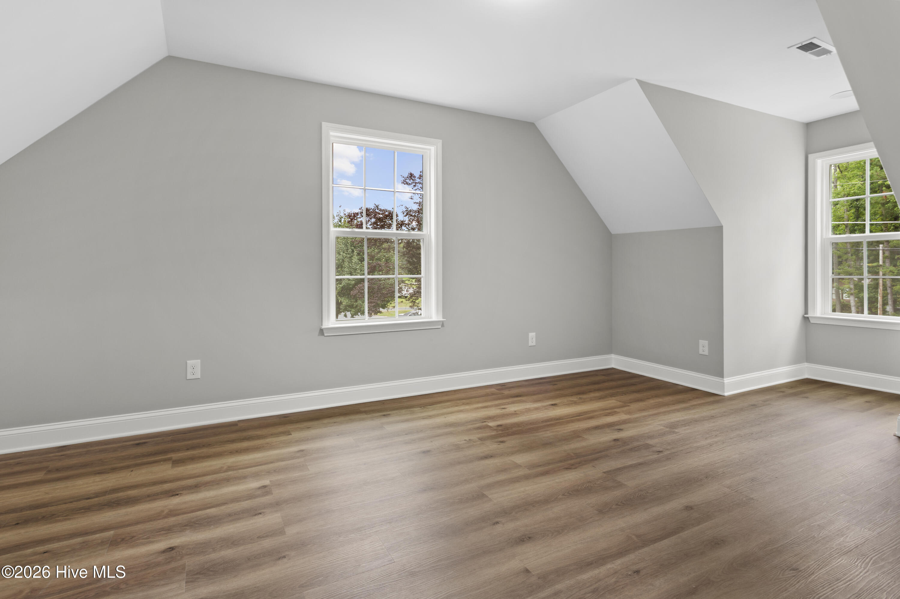 1026 Richmond Road Property Photo 24