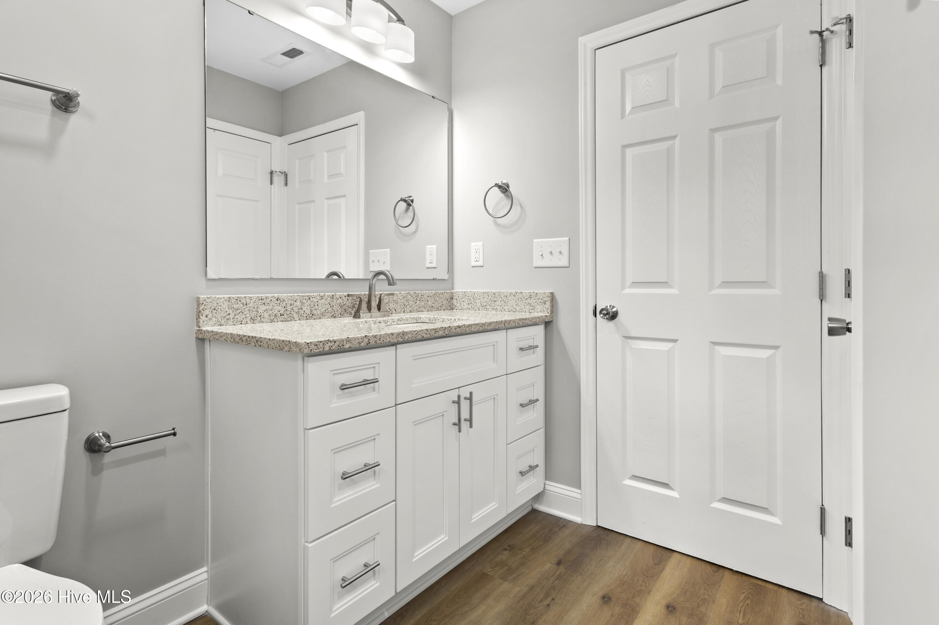 1026 Richmond Road Property Photo 30