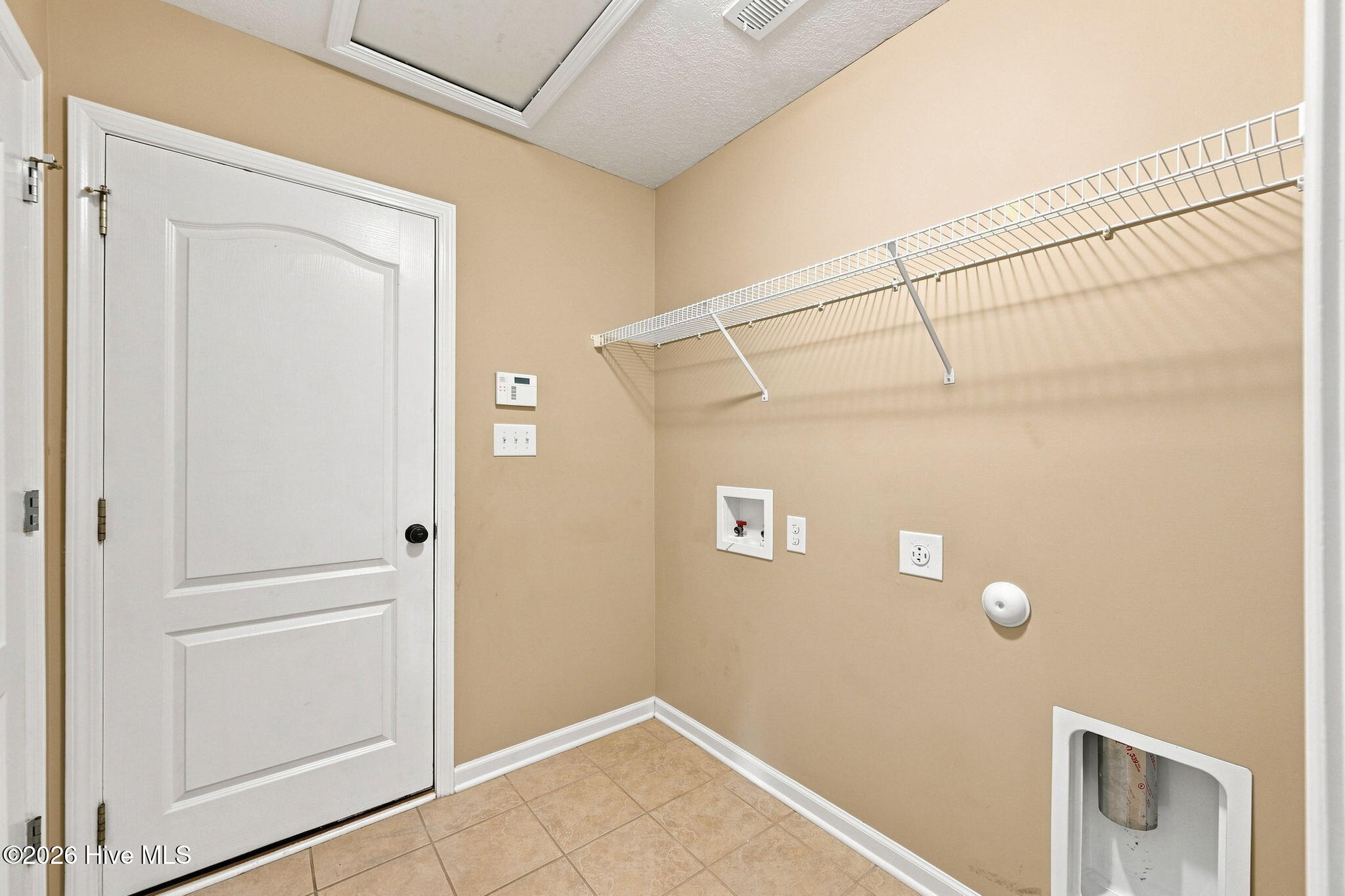 104 Cavalier Drive Property Photo 36