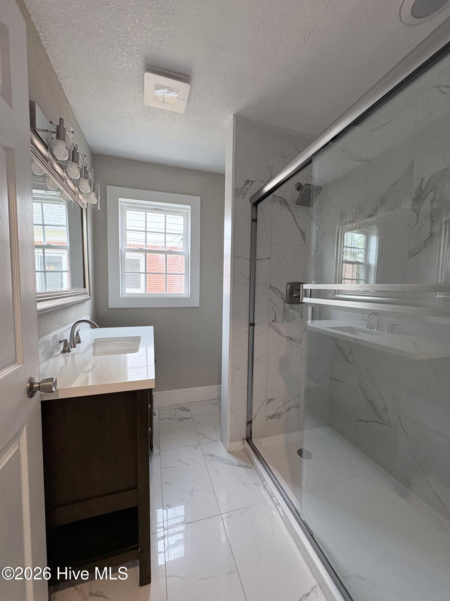 1111 Wood Street Property Photo 15