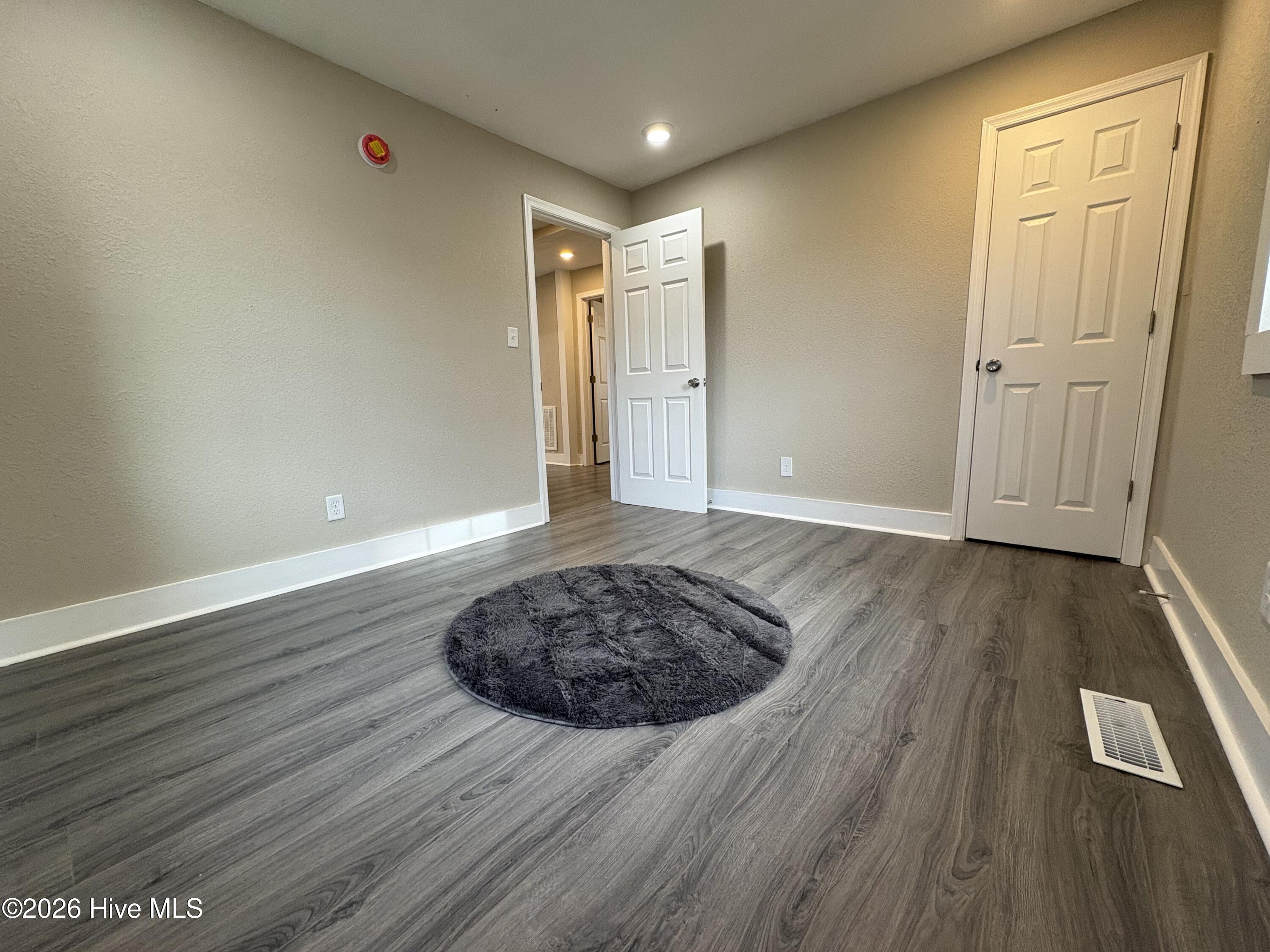 1111 Wood Street Property Photo 27