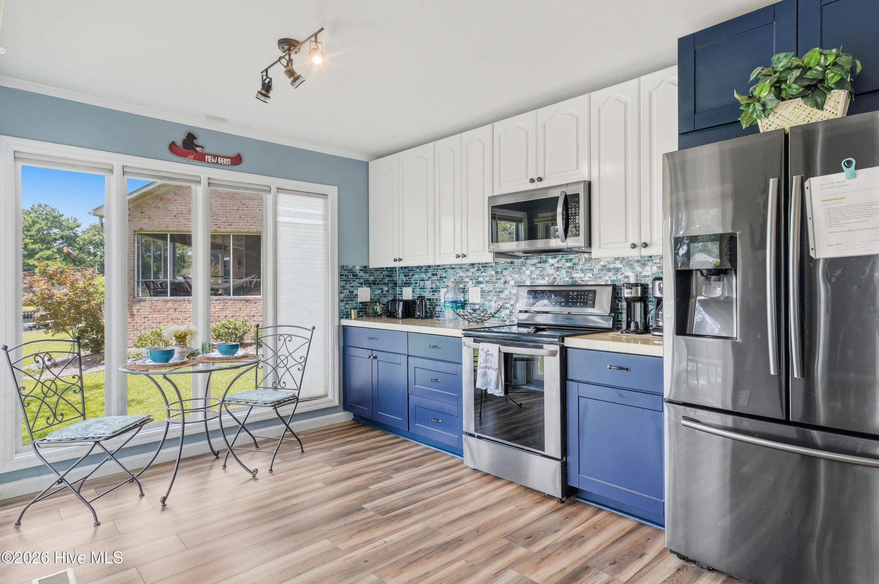 109 Commander Circle Property Photo 15