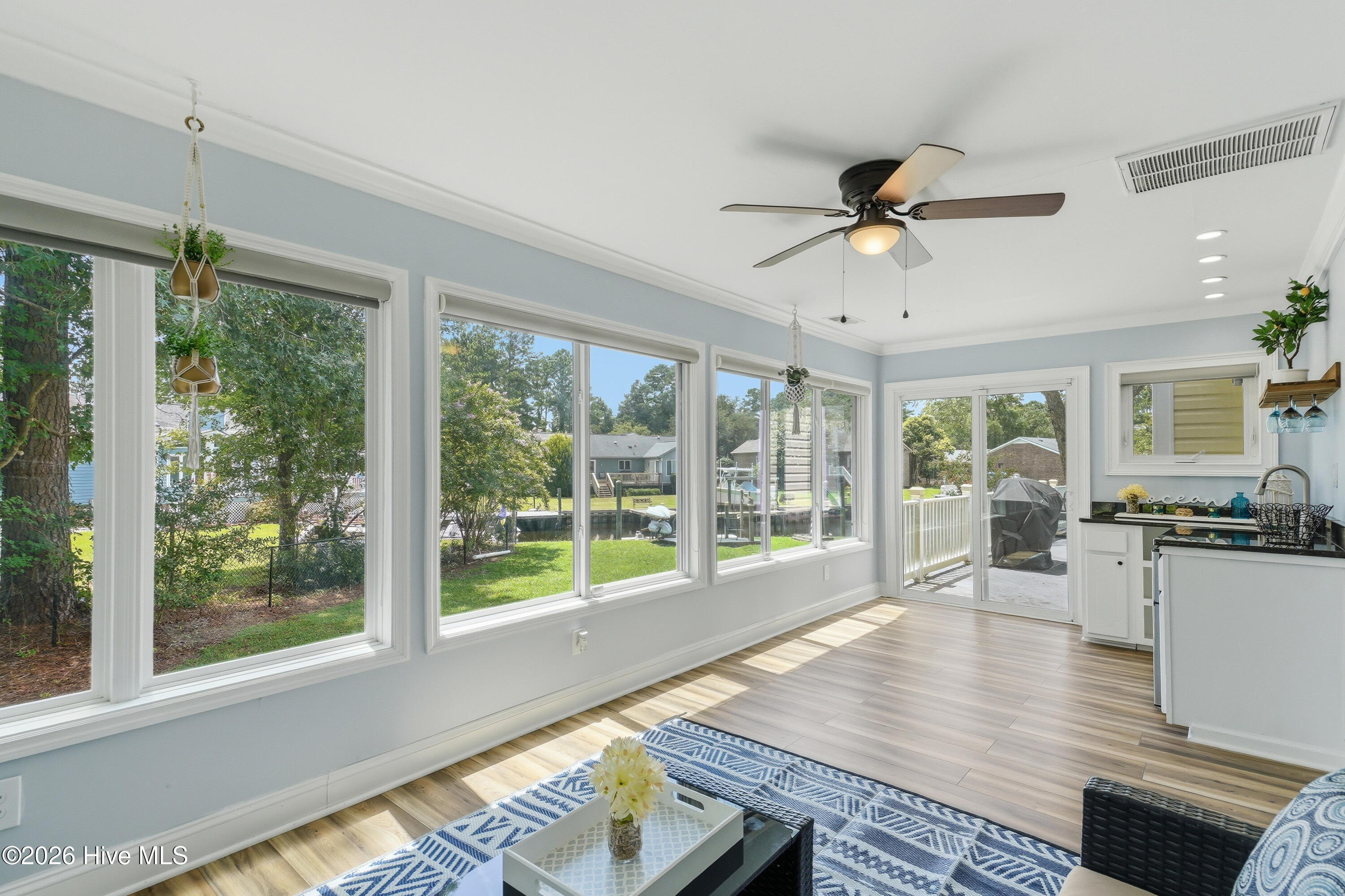 109 Commander Circle Property Photo 21