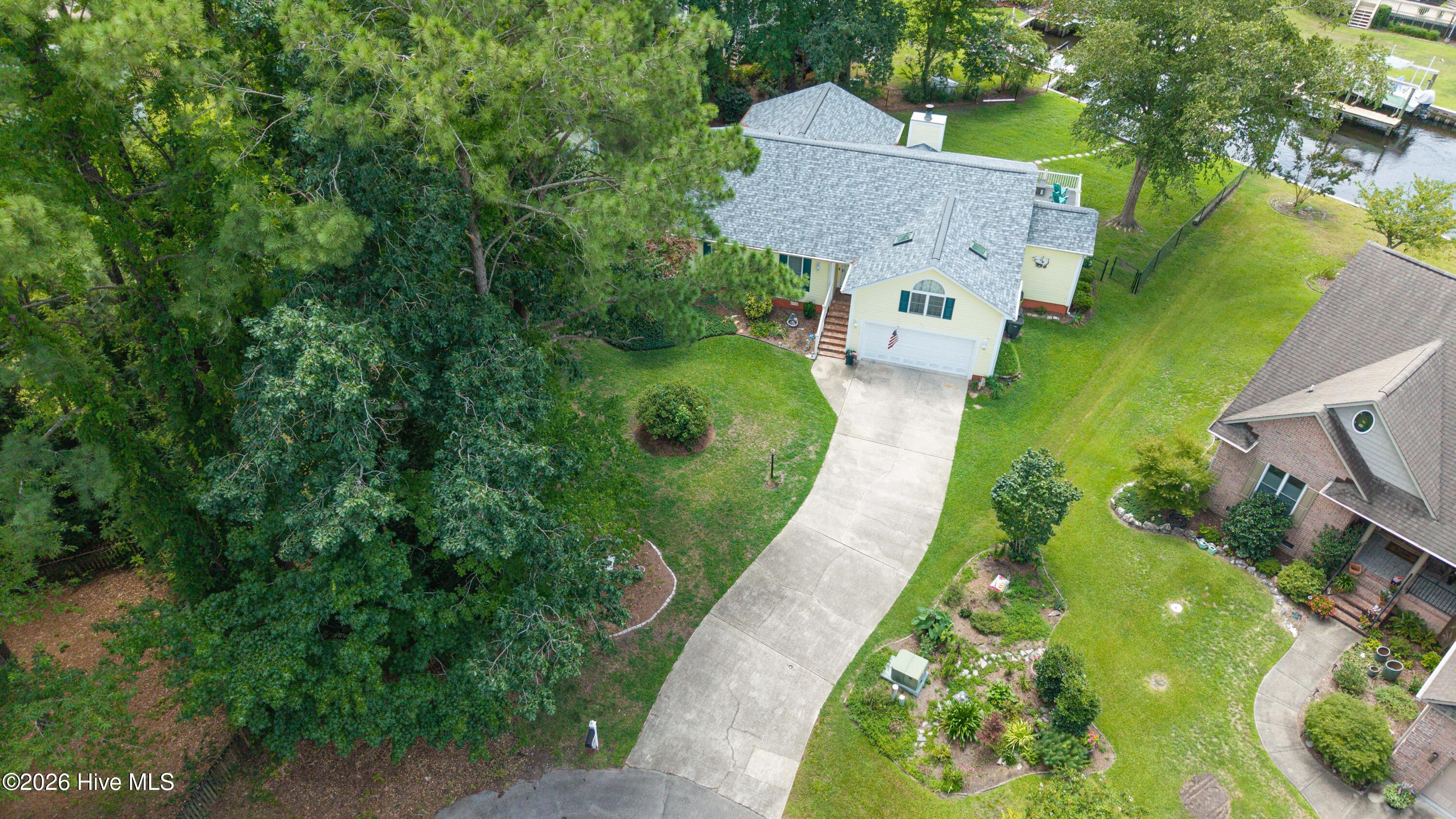 109 Commander Circle Property Photo 46