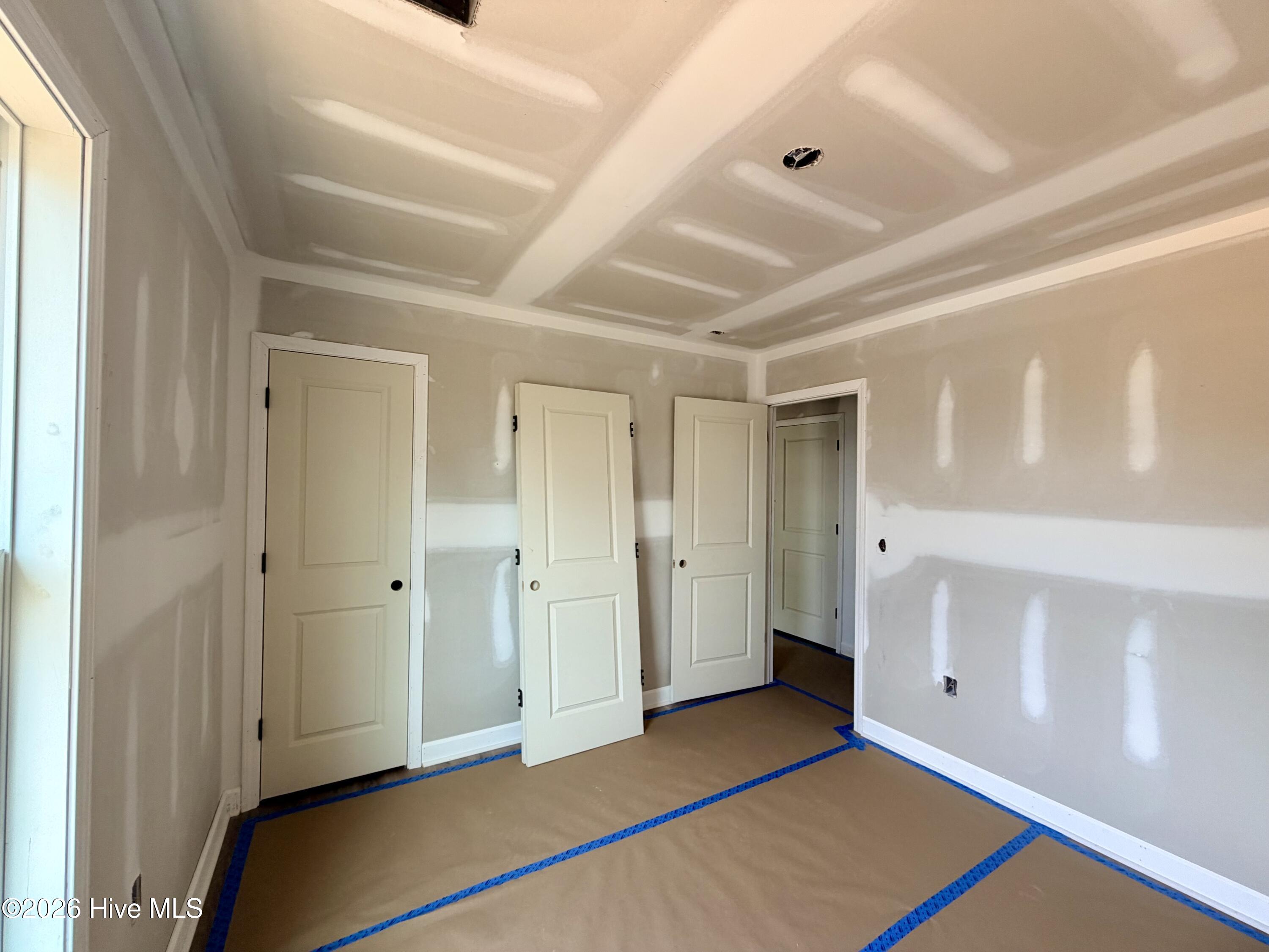 615 Property Photo 24