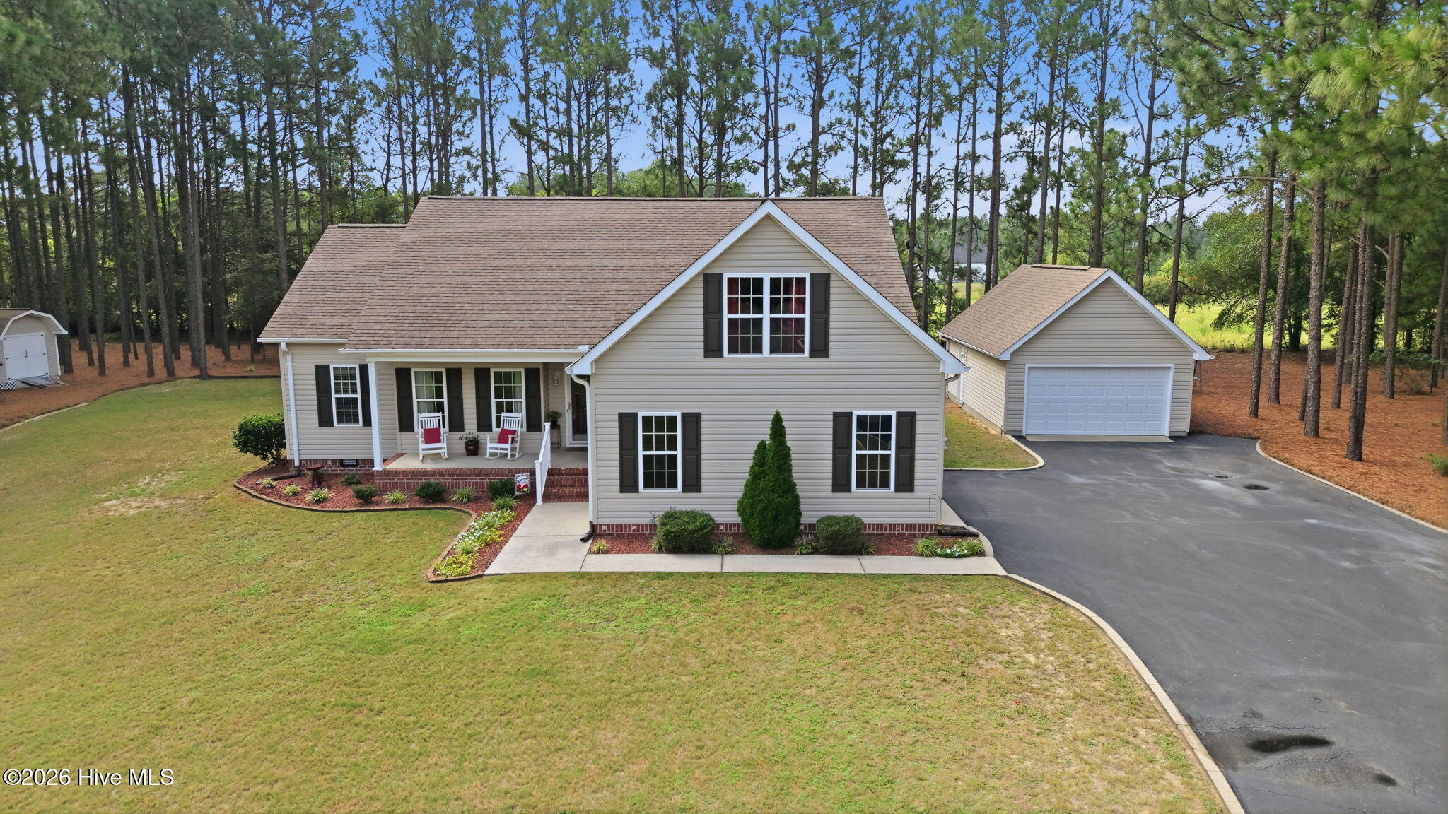 5 Whitman Court Property Photo 1