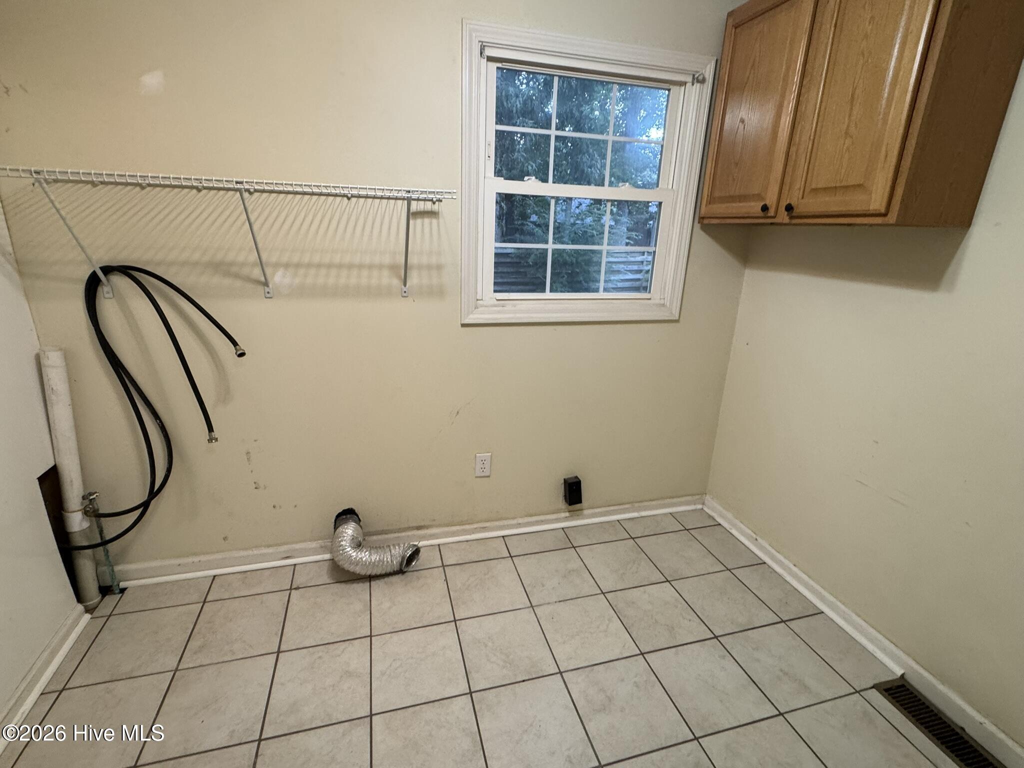 104 Still Forest Place Property Photo 8