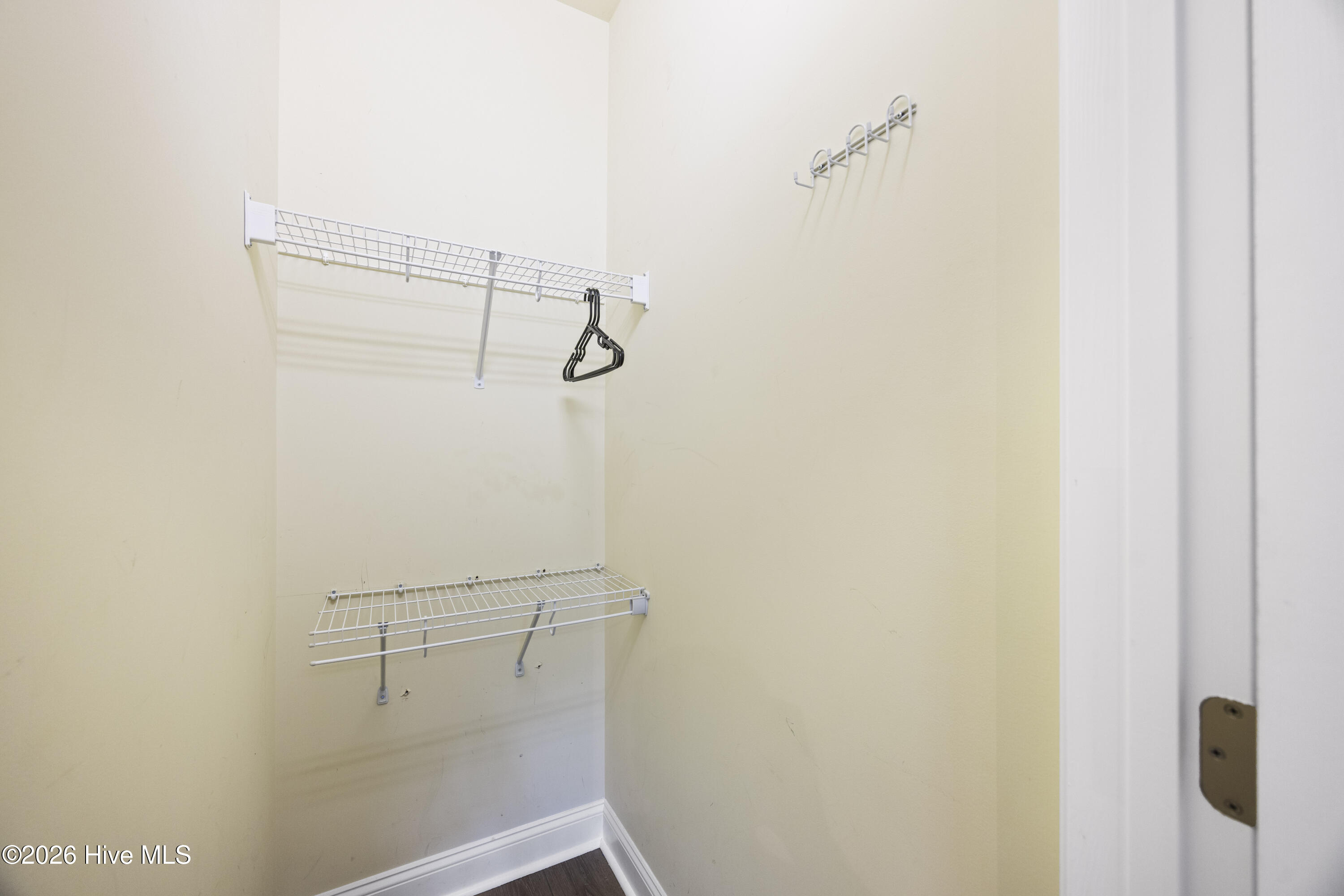 225 Ne 39th Street Property Photo 28