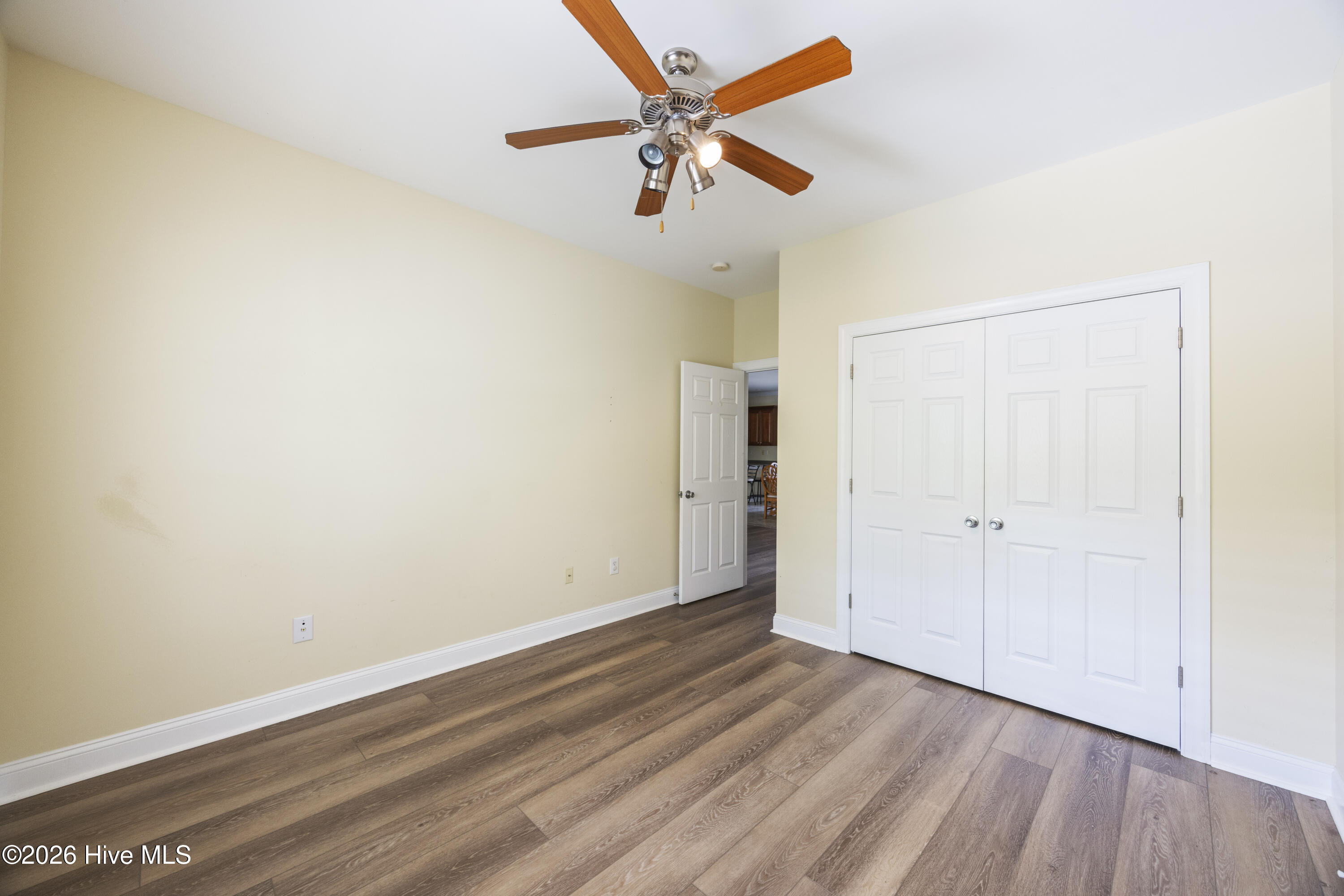 225 Ne 39th Street Property Photo 34