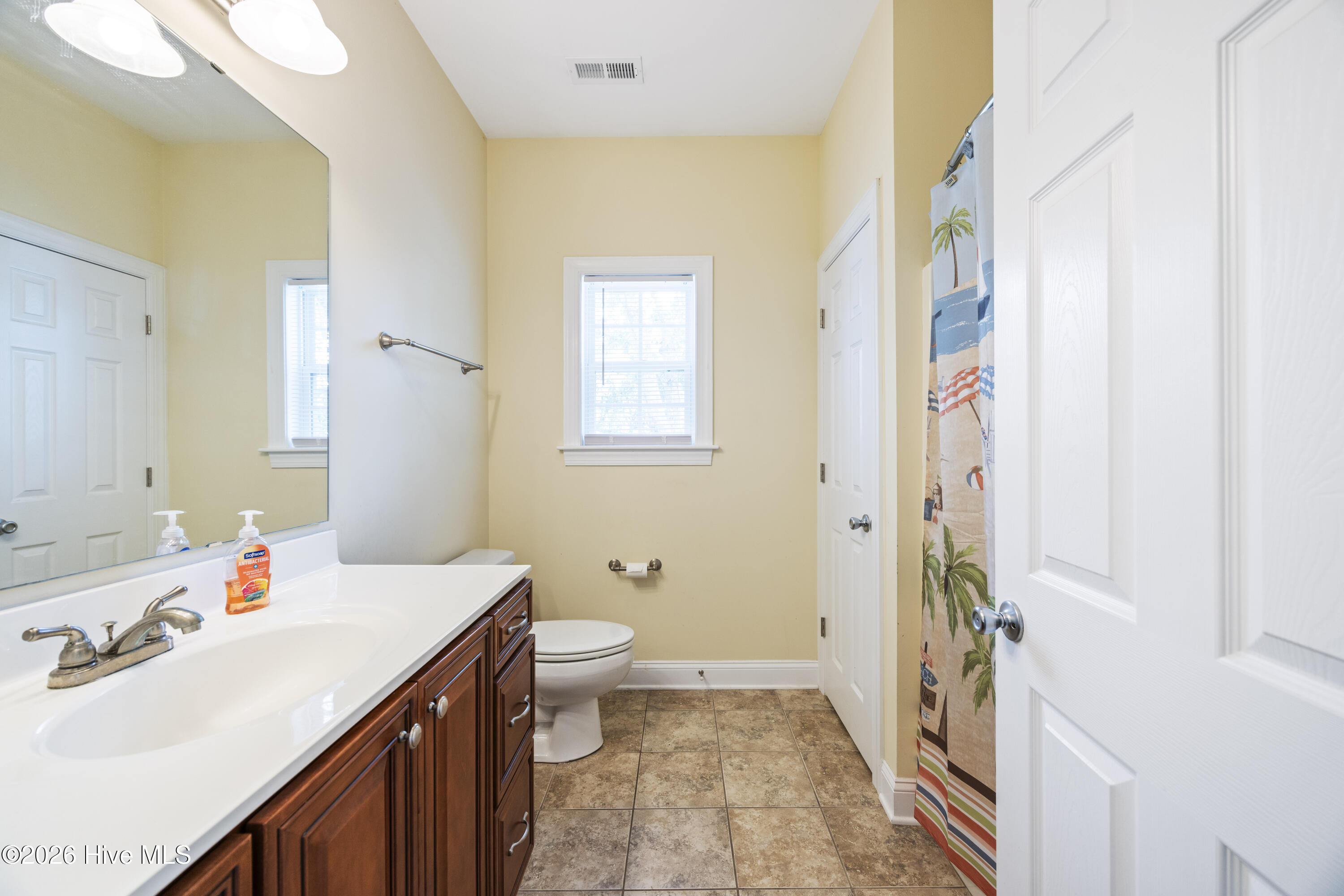 225 Ne 39th Street Property Photo 35
