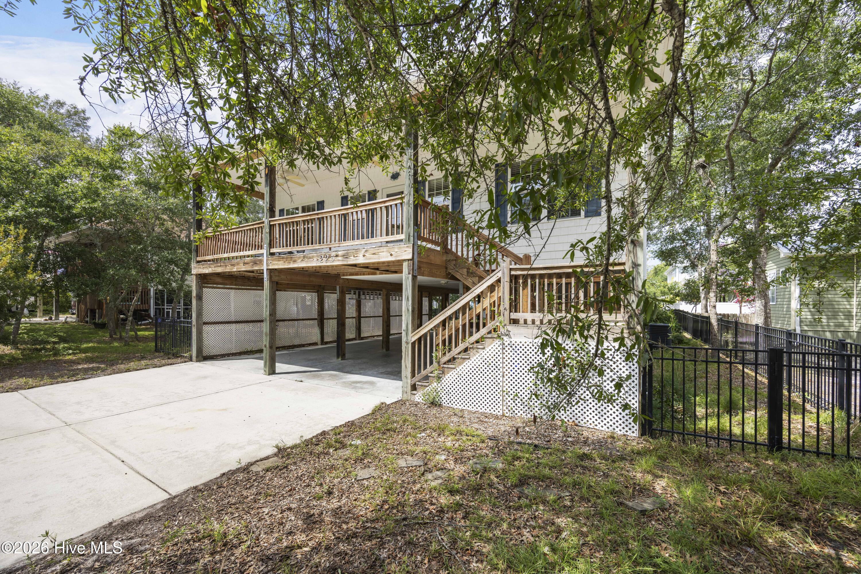225 Ne 39th Street Property Photo 47