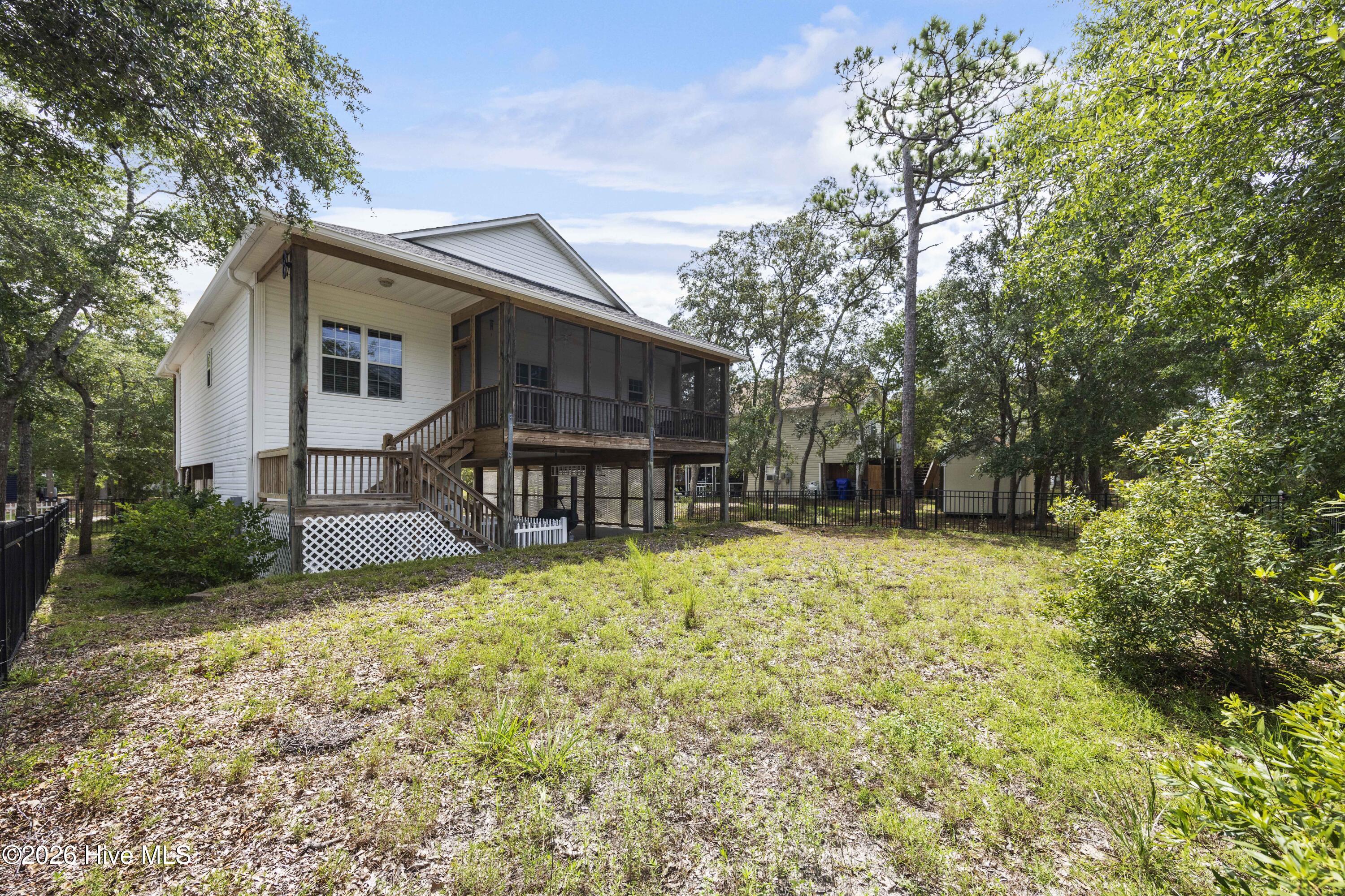 225 Ne 39th Street Property Photo 48