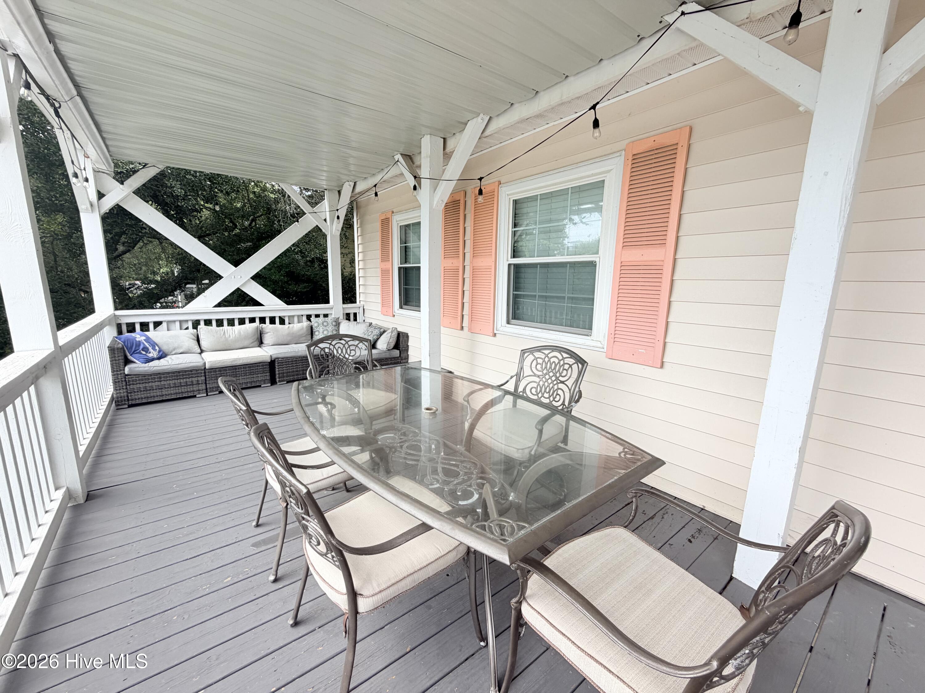 5708 Emerald Drive Property Photo 17