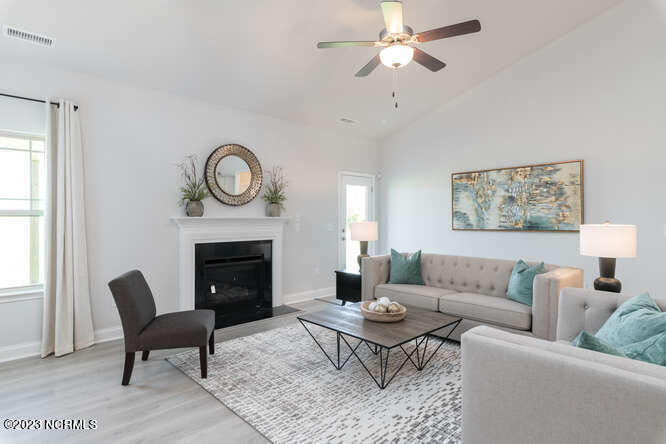 6317 Gondolier Drive Property Photo 6