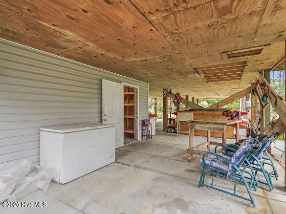 131 Circle Drive Property Photo 6