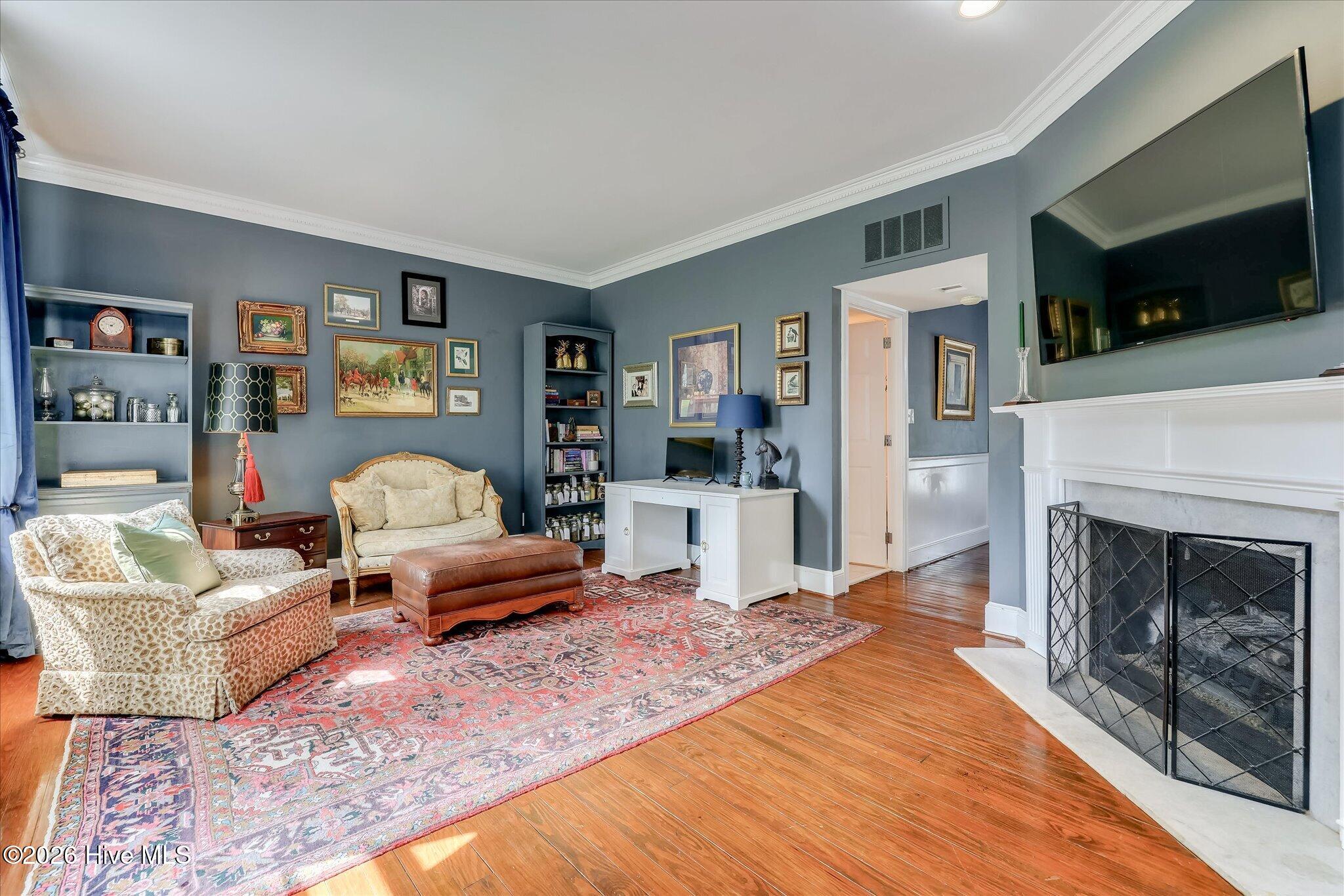 374 Folkstone Circle Property Photo 7