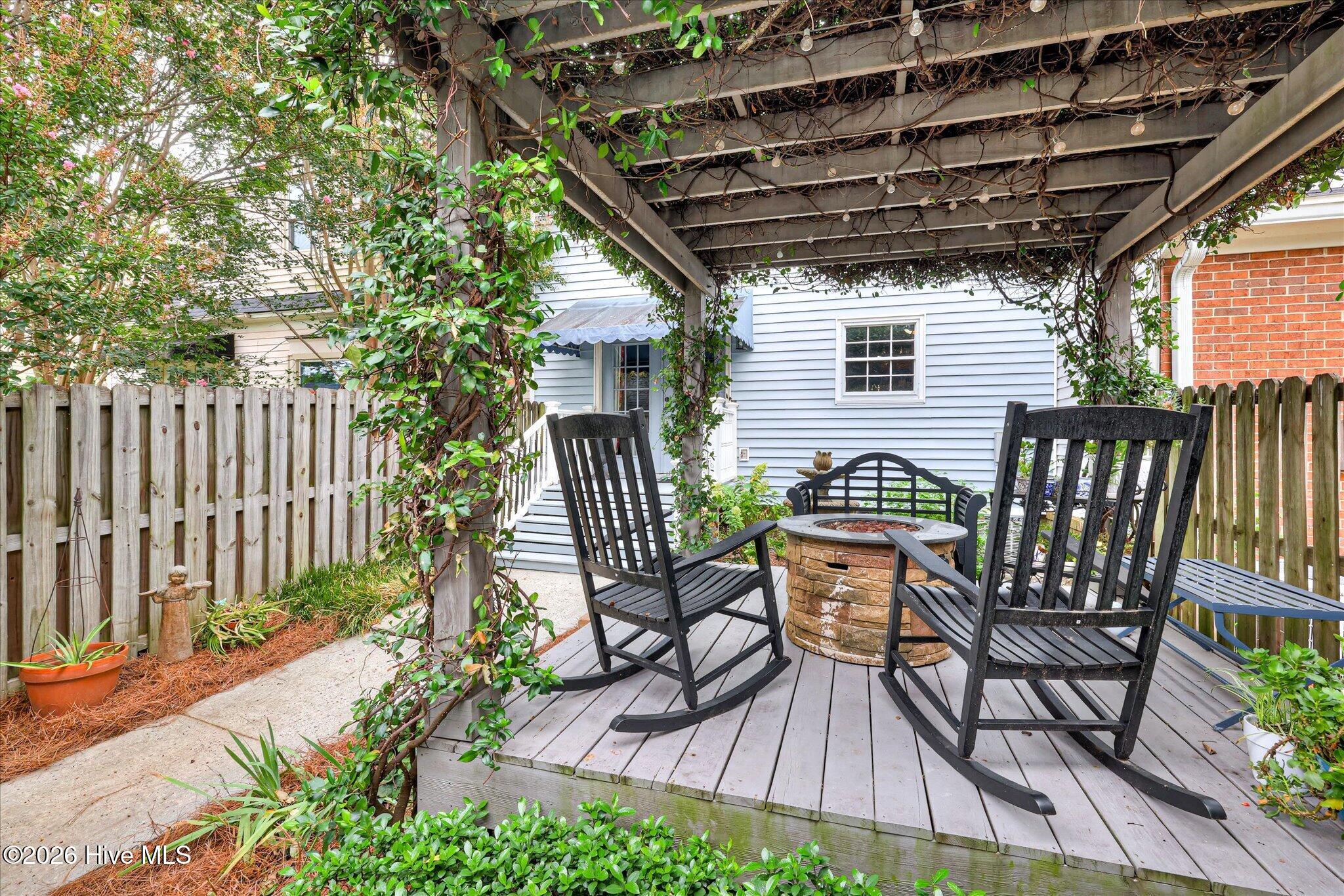 374 Folkstone Circle Property Photo 40