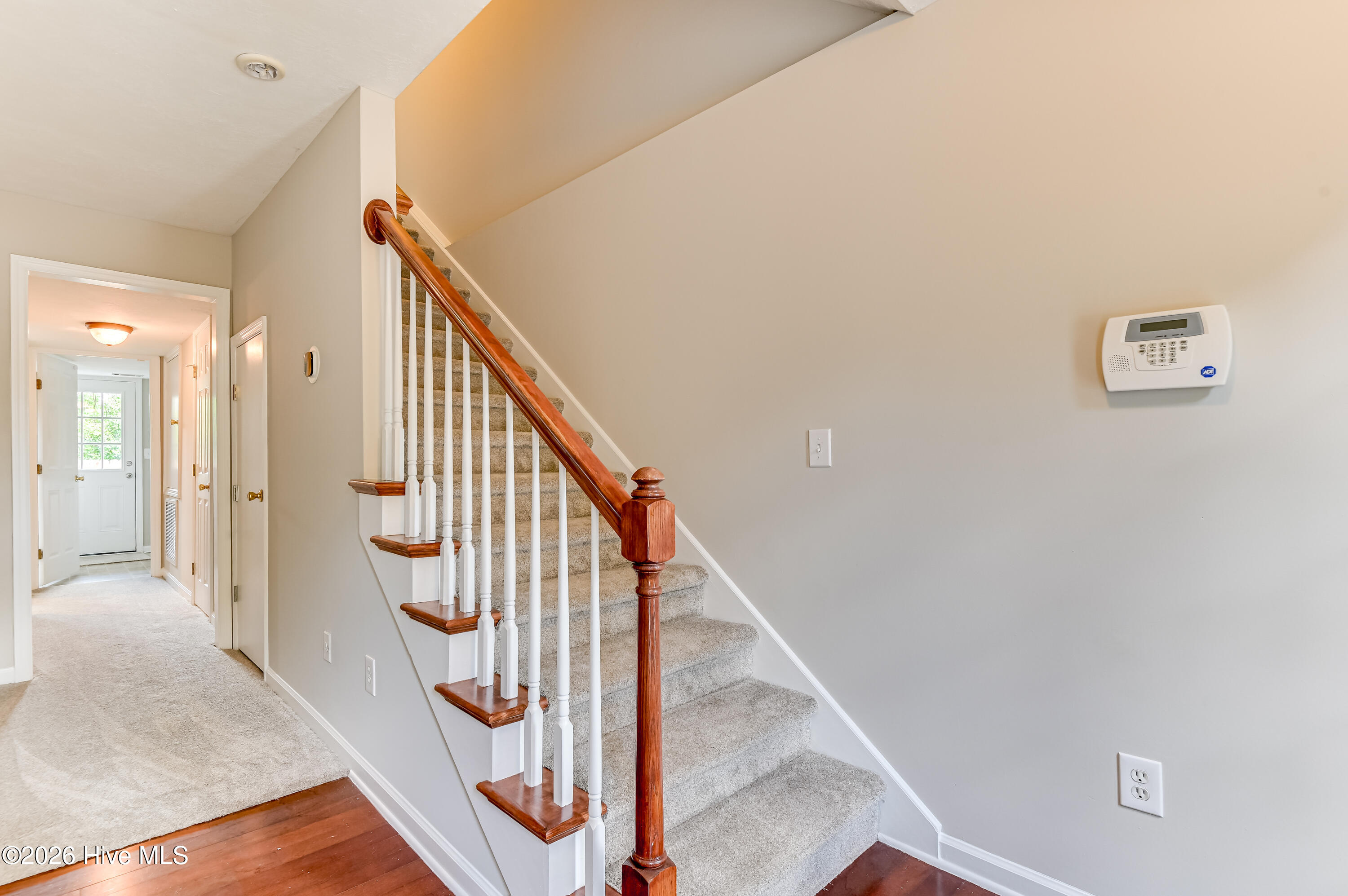 2805 Brickrun Way Property Photo 11