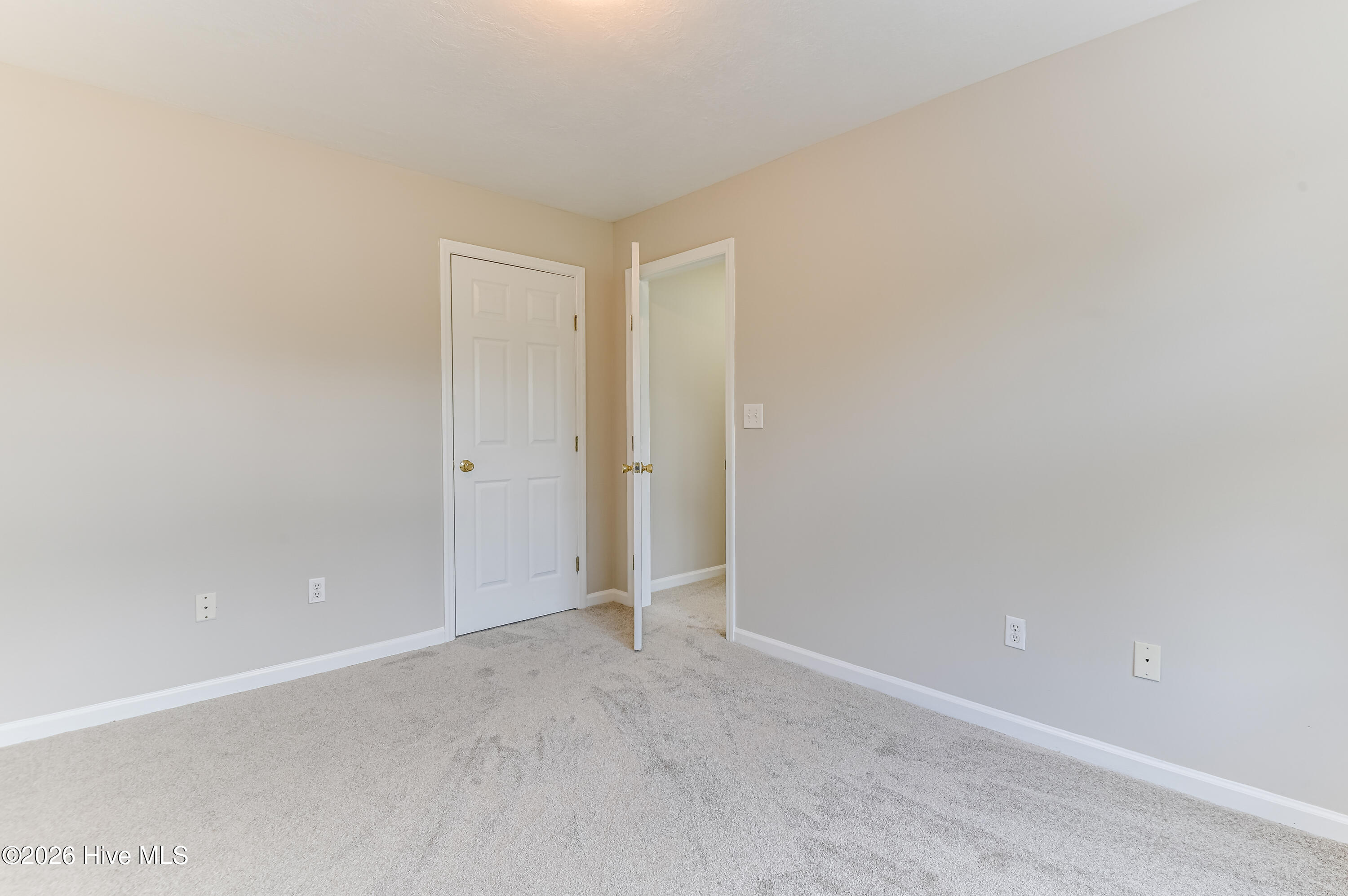 2805 Brickrun Way Property Photo 37
