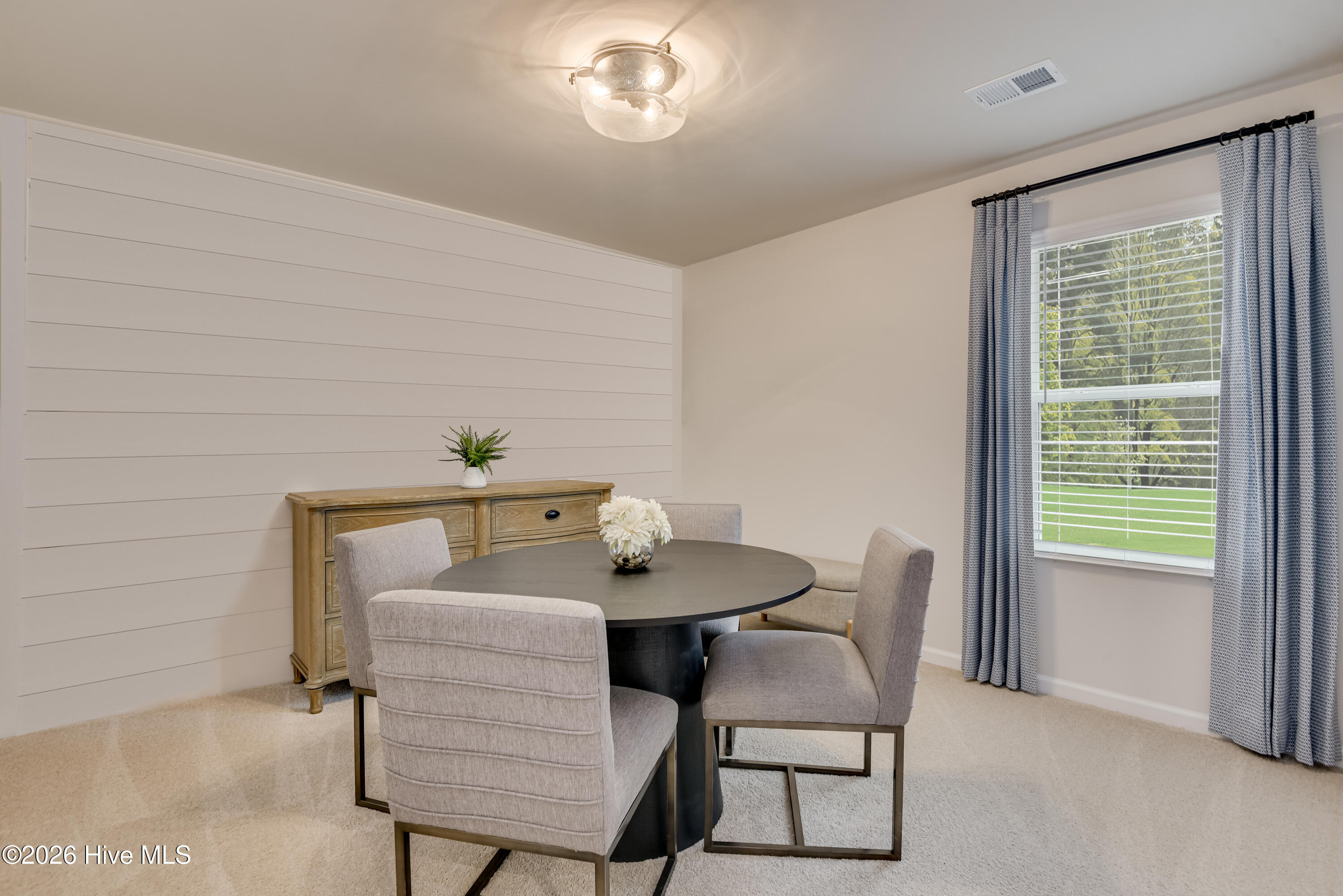 2126 April Dawn Trail Property Photo 7