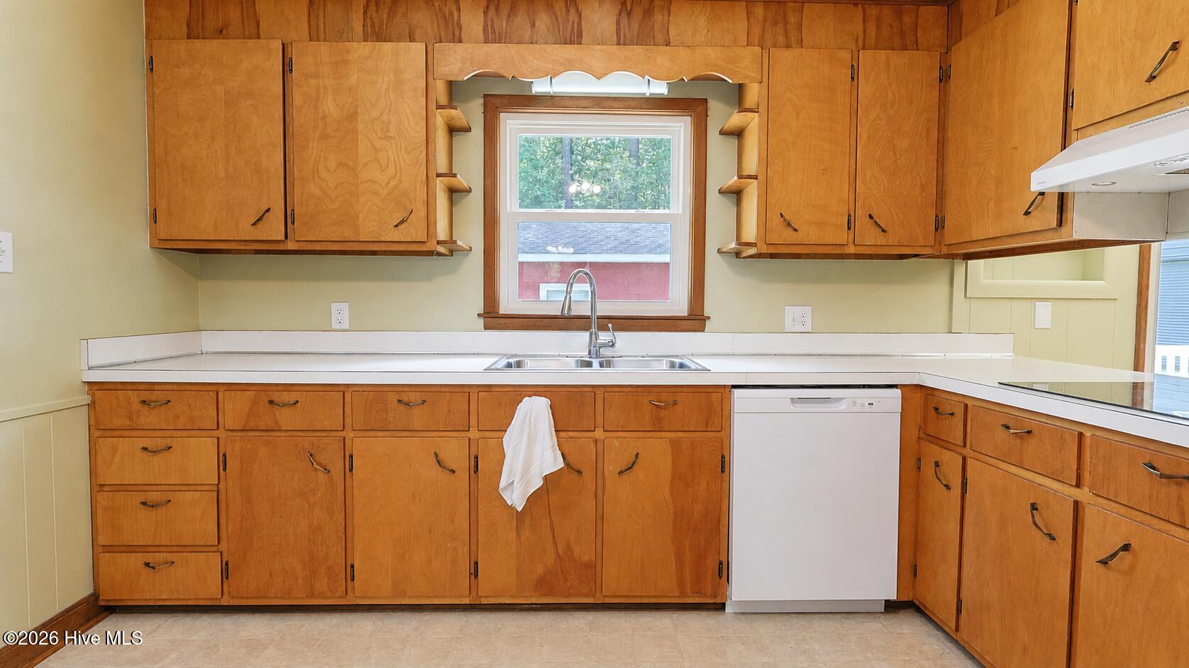 120 King Heights Boulevard Property Photo 12