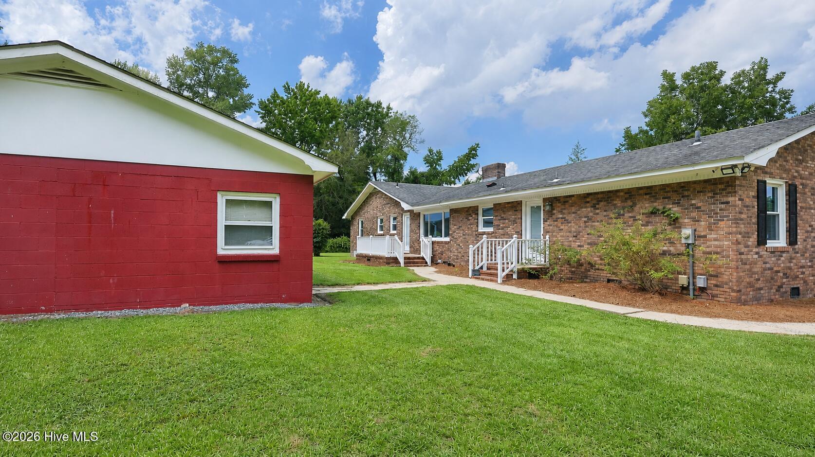 120 King Heights Boulevard Property Photo 38