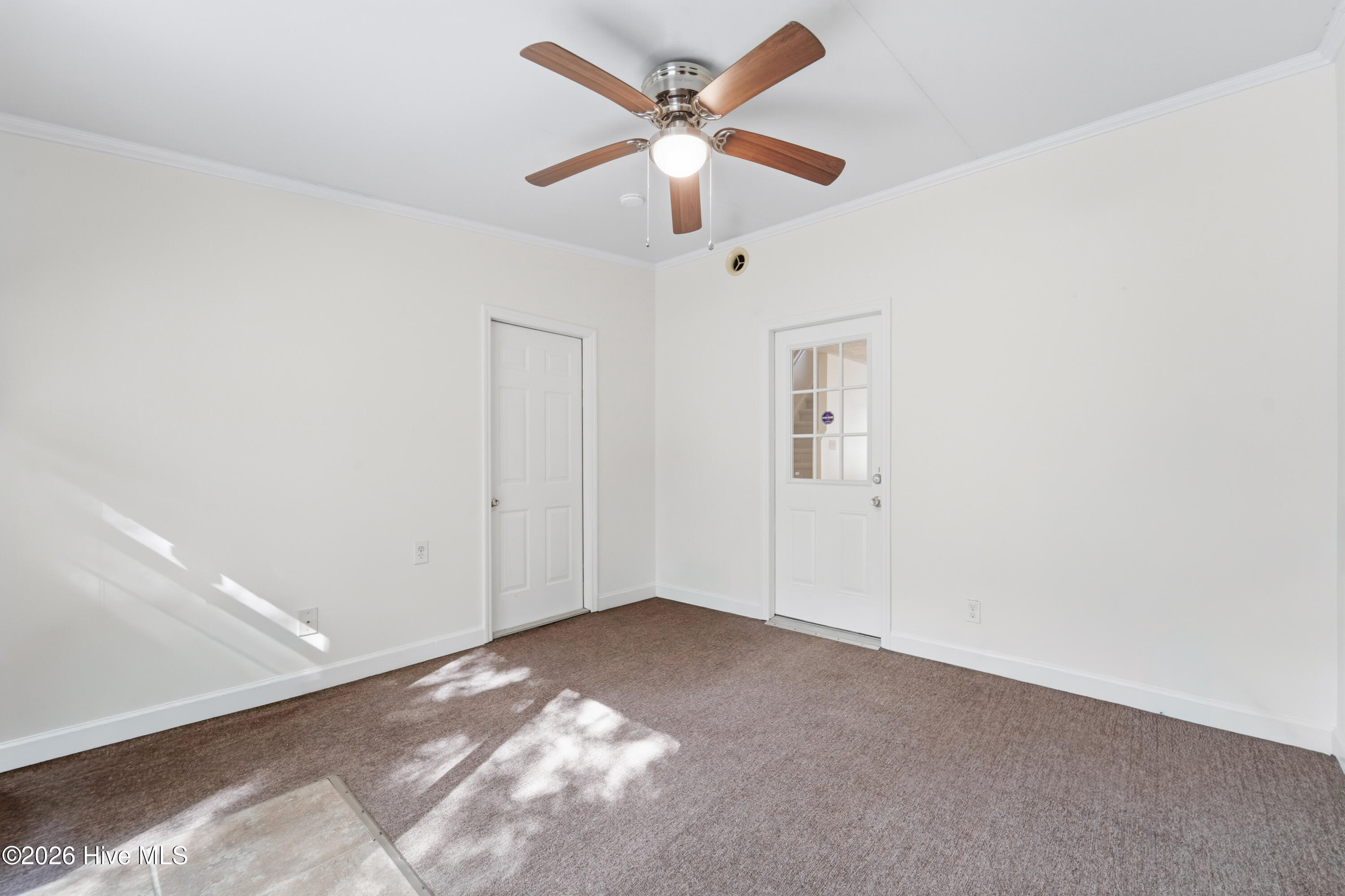 109 Spring Meadows Circle Property Photo 16