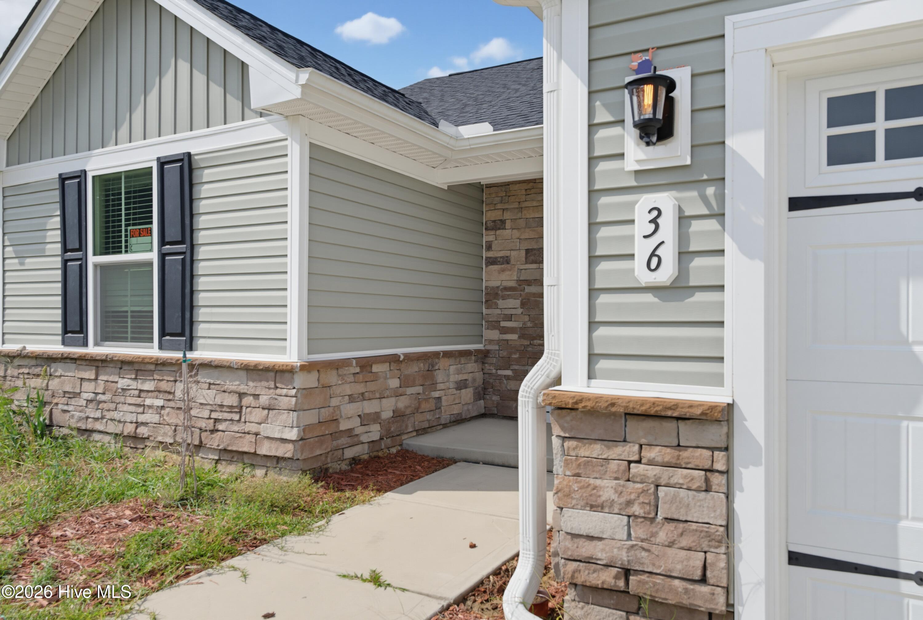 36 Deerfield Lane Property Photo 3