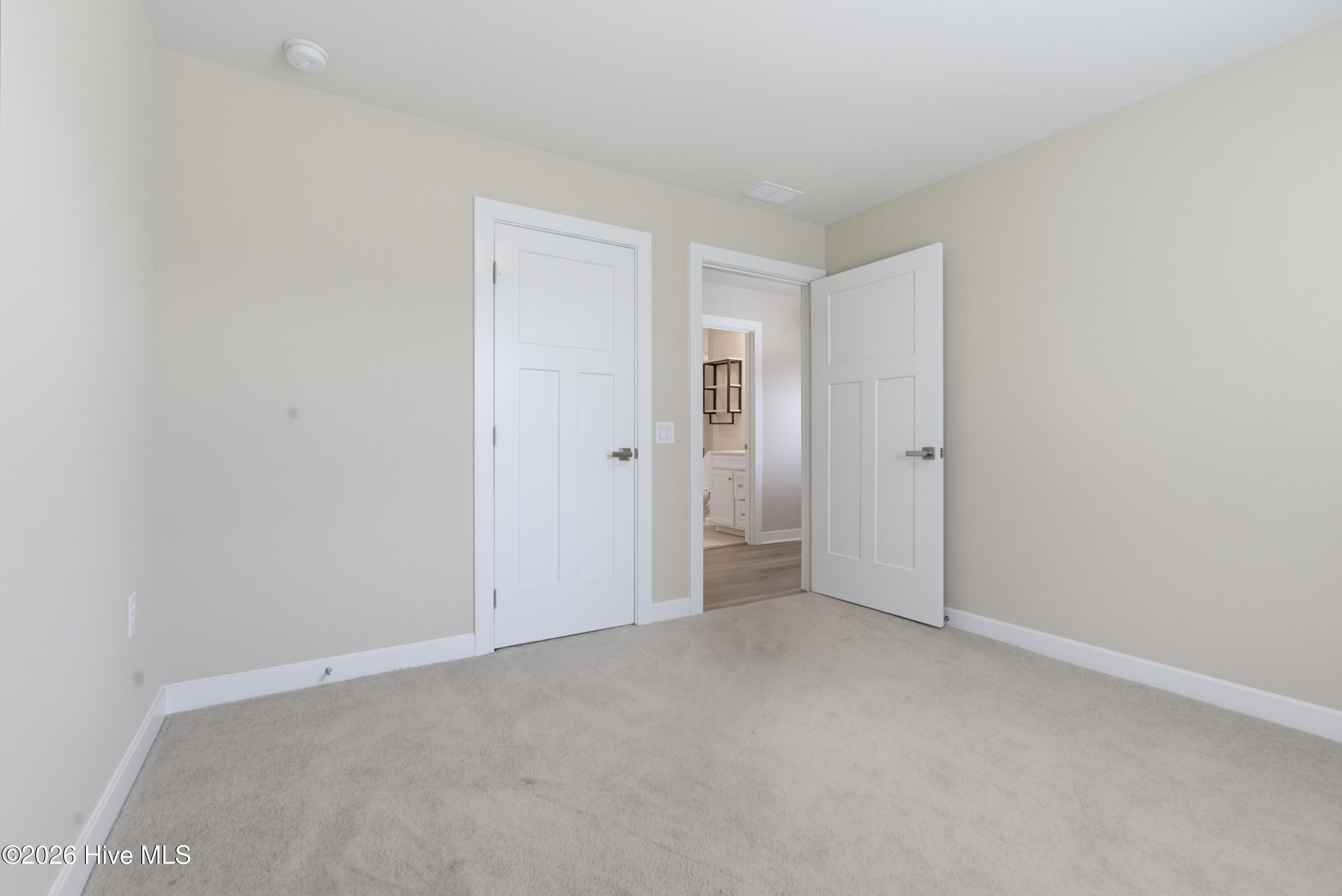 36 Deerfield Lane Property Photo 9