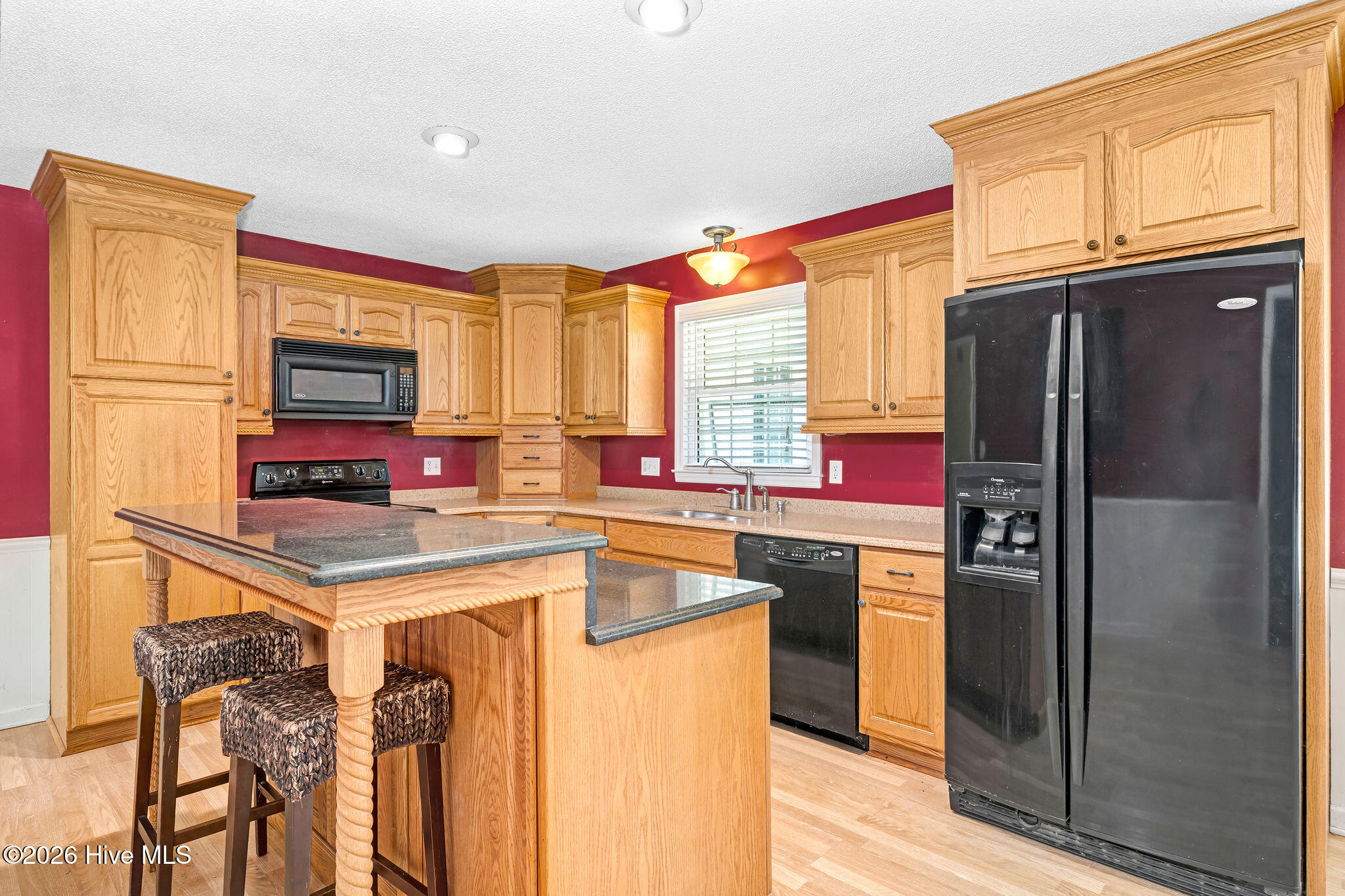 414 Forrest Road Property Photo 3