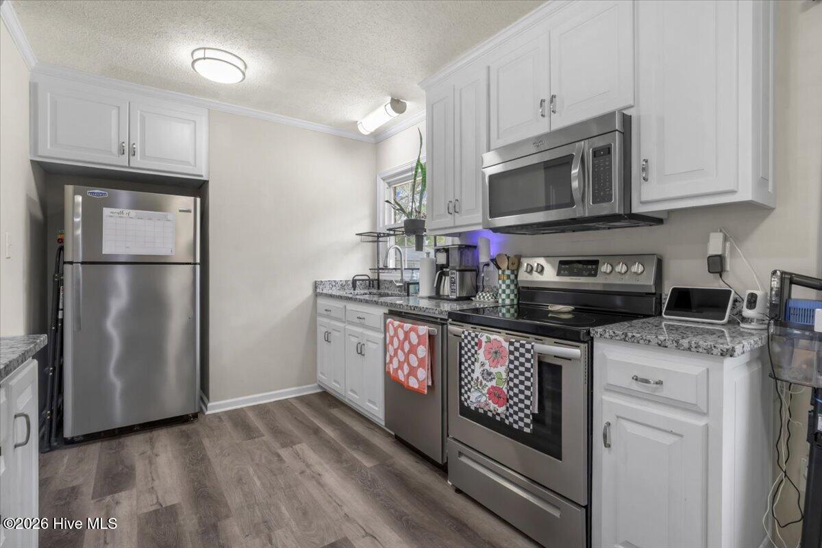506 E Elm Street Property Photo 19