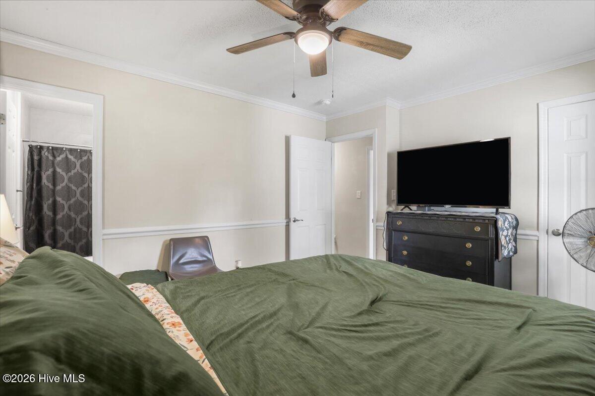 506 E Elm Street Property Photo 24