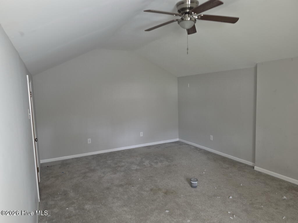 313 Balsam Place Property Photo 8