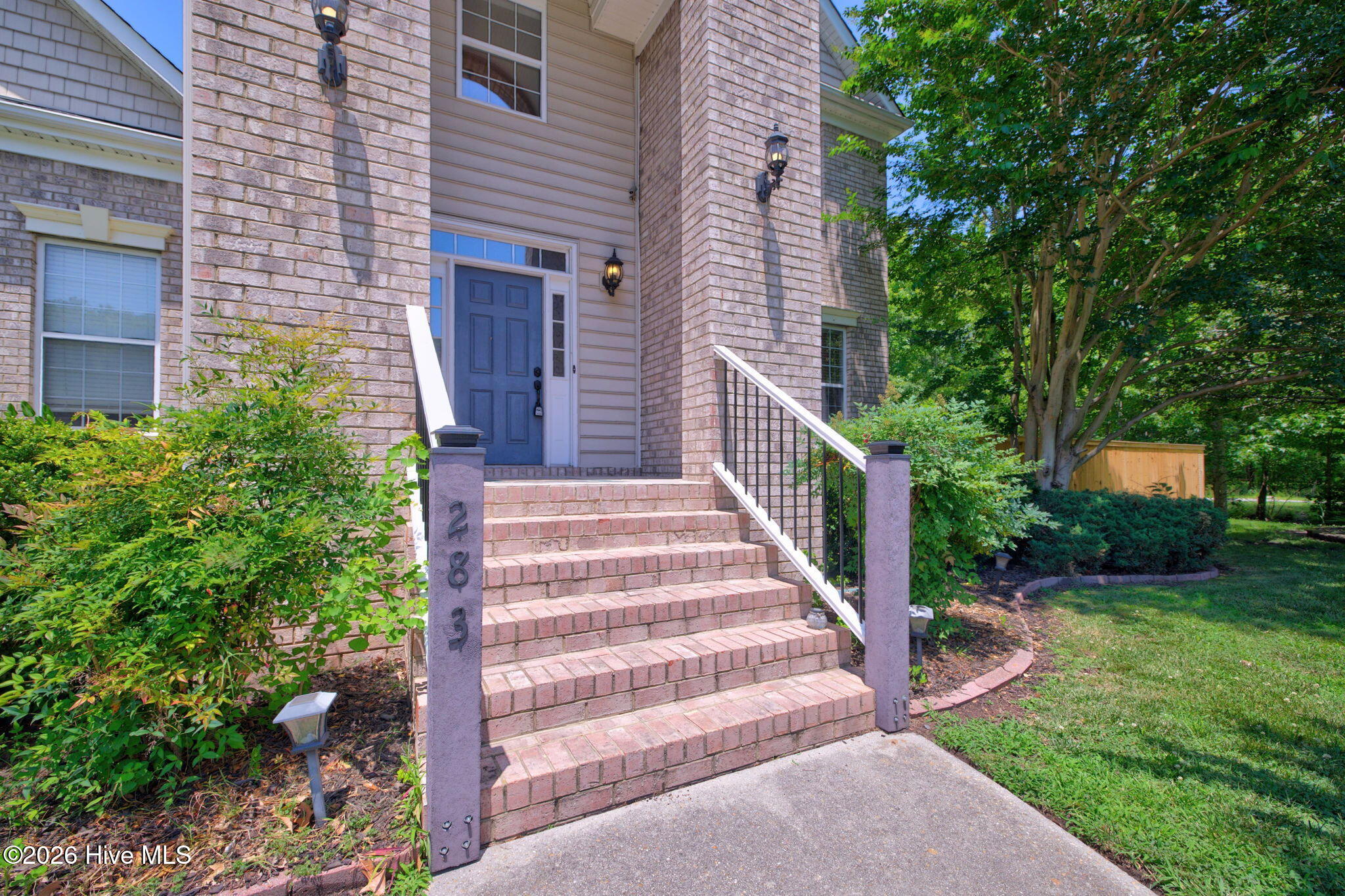 283 Green View Road Property Photo 3