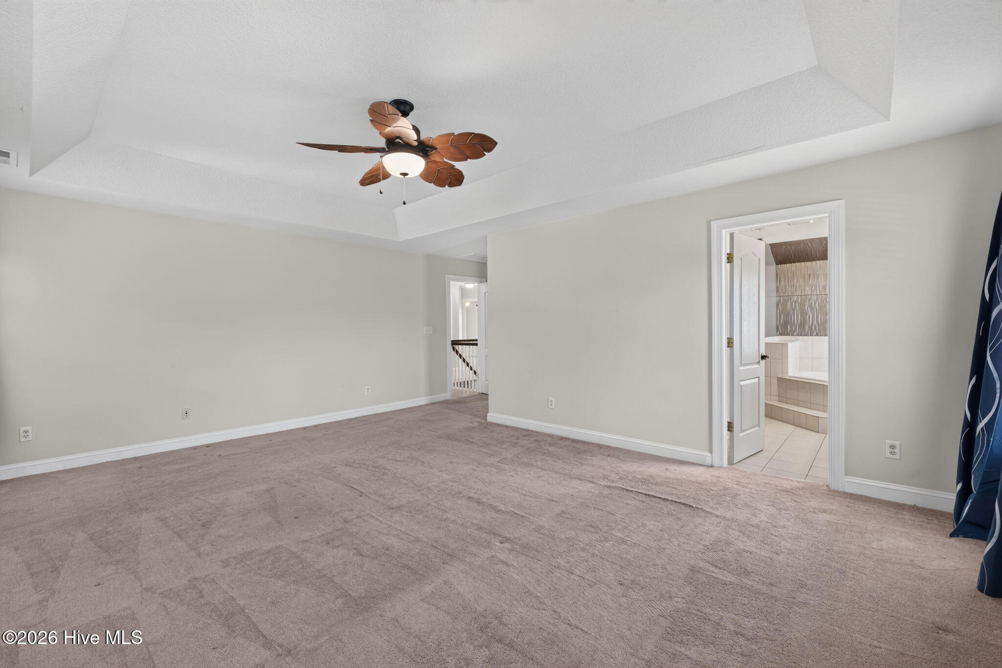 283 Green View Road Property Photo 13
