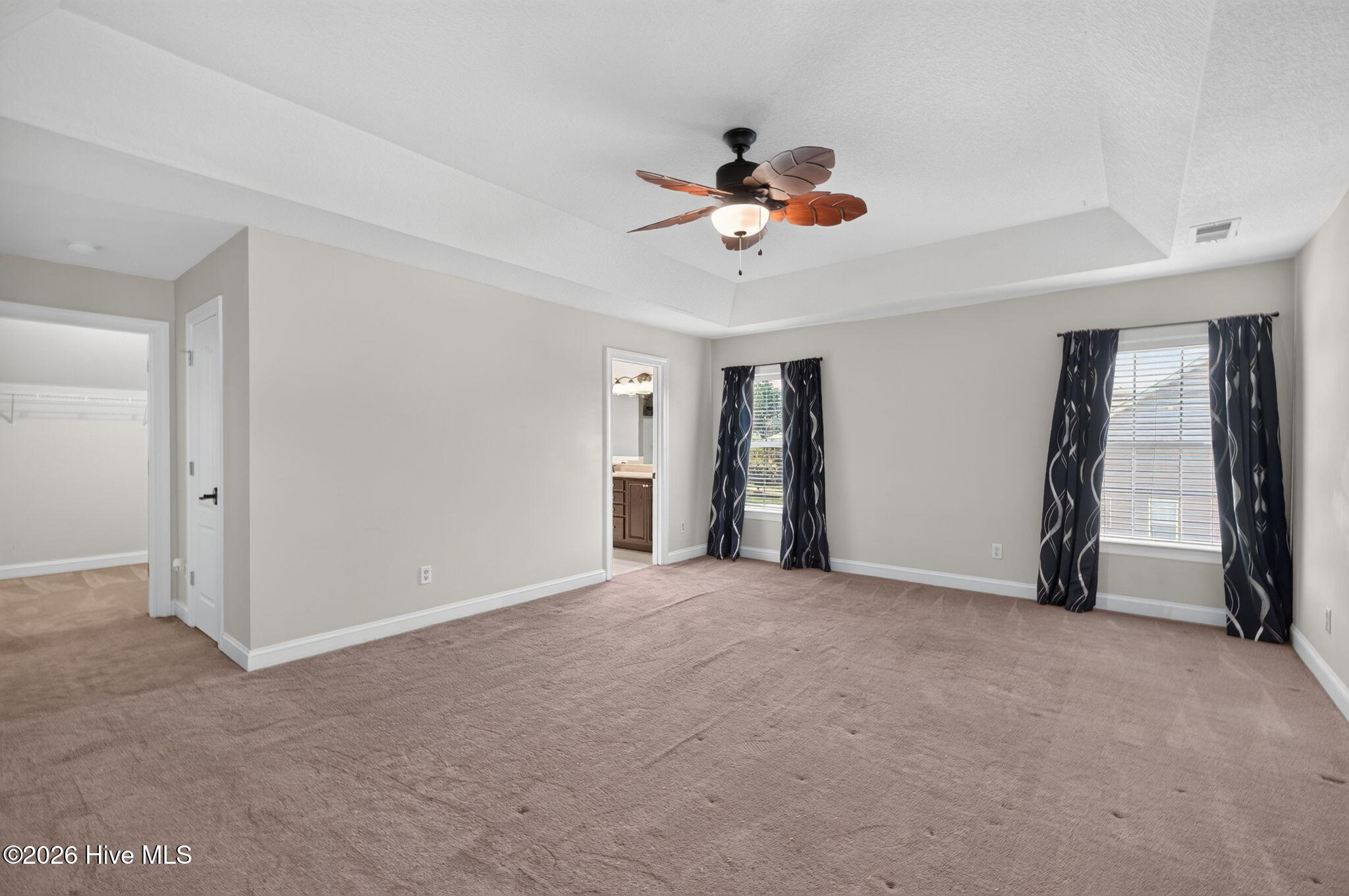 283 Green View Road Property Photo 14