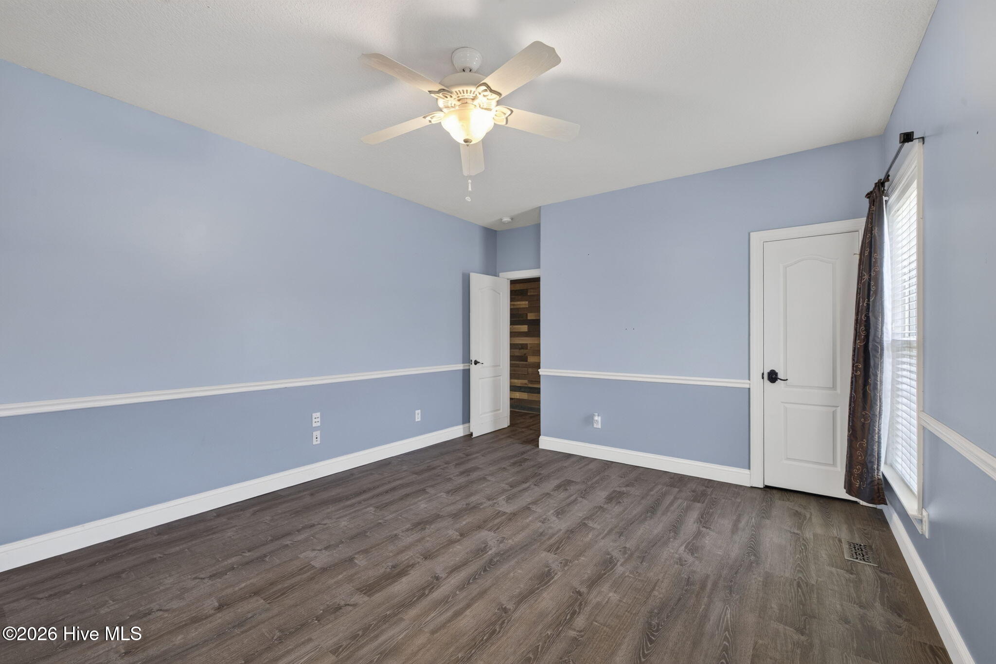 283 Green View Road Property Photo 28